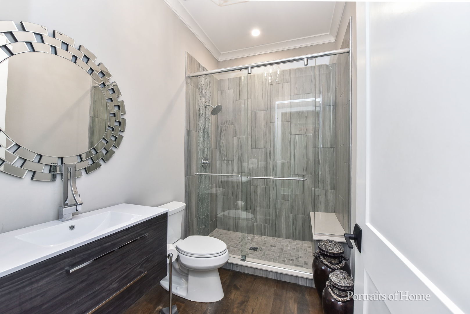 Naperville, Illinois, 60563, United States, 4 Bedrooms Bedrooms, ,4 BathroomsBathrooms,Residential,For Sale,1992094