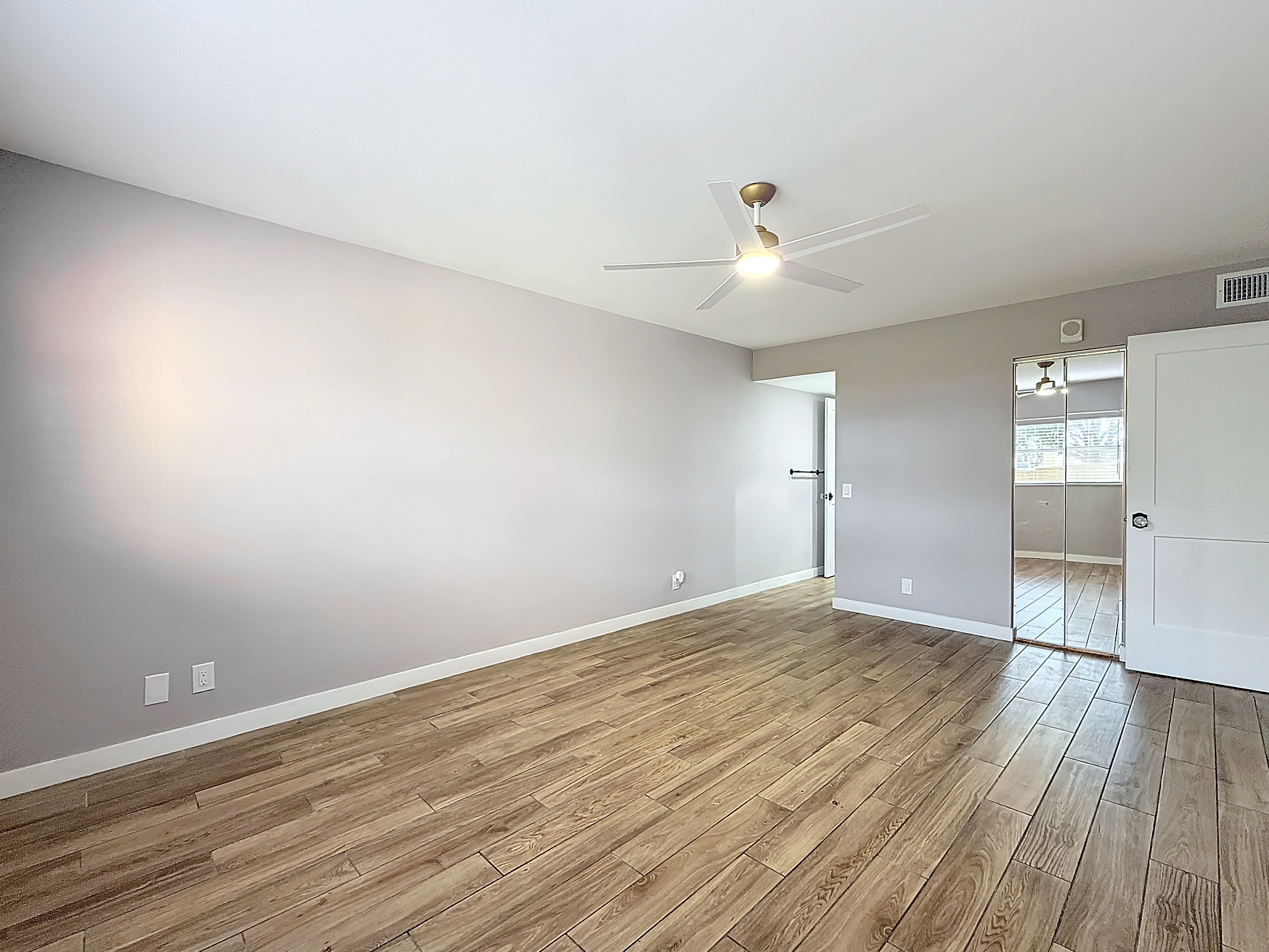  8818 W Mcnab Road, Tamarac, FL, 33321 - 物件實景