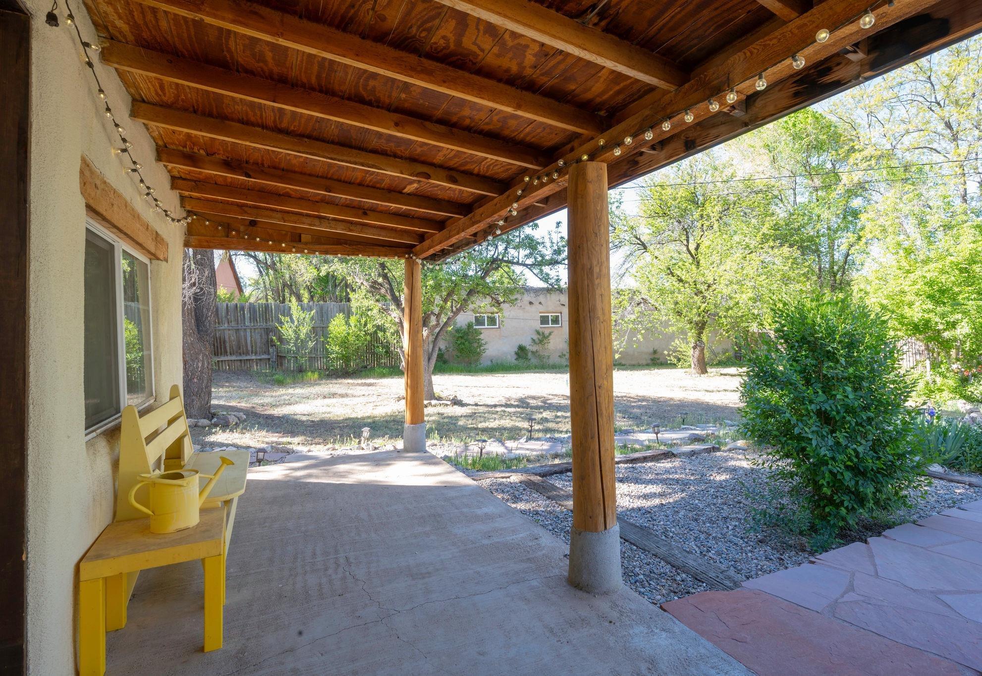 Ranchos De Taos, New Mexico, 87557, United States, 3 Bedrooms Bedrooms, ,3 BathroomsBathrooms,Residential,For Sale,1688394