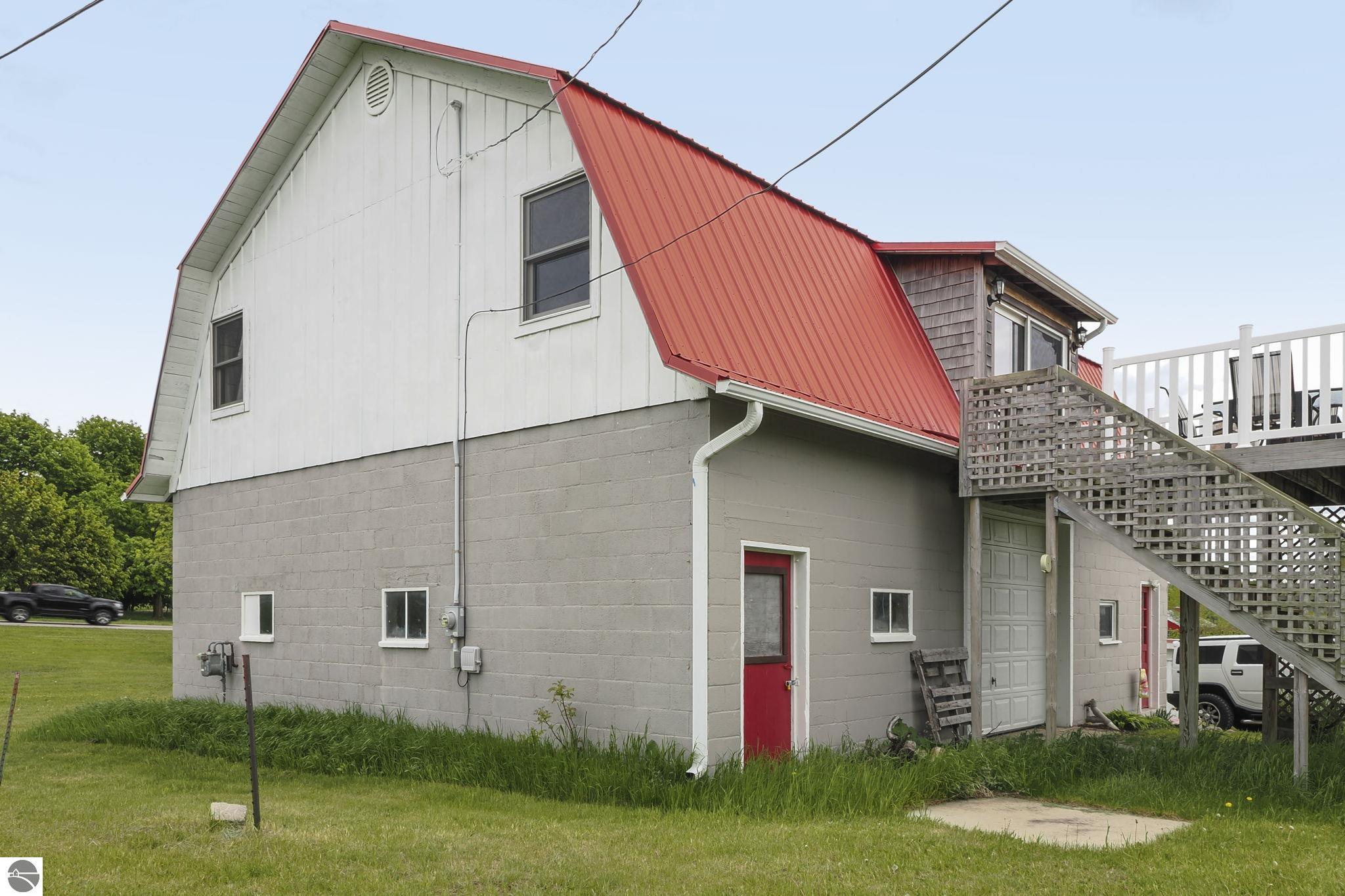 Traverse City, Michigan, 49686, United States, 3 Bedrooms Bedrooms, ,1 BathroomBathrooms,Residential,For Sale,1847565