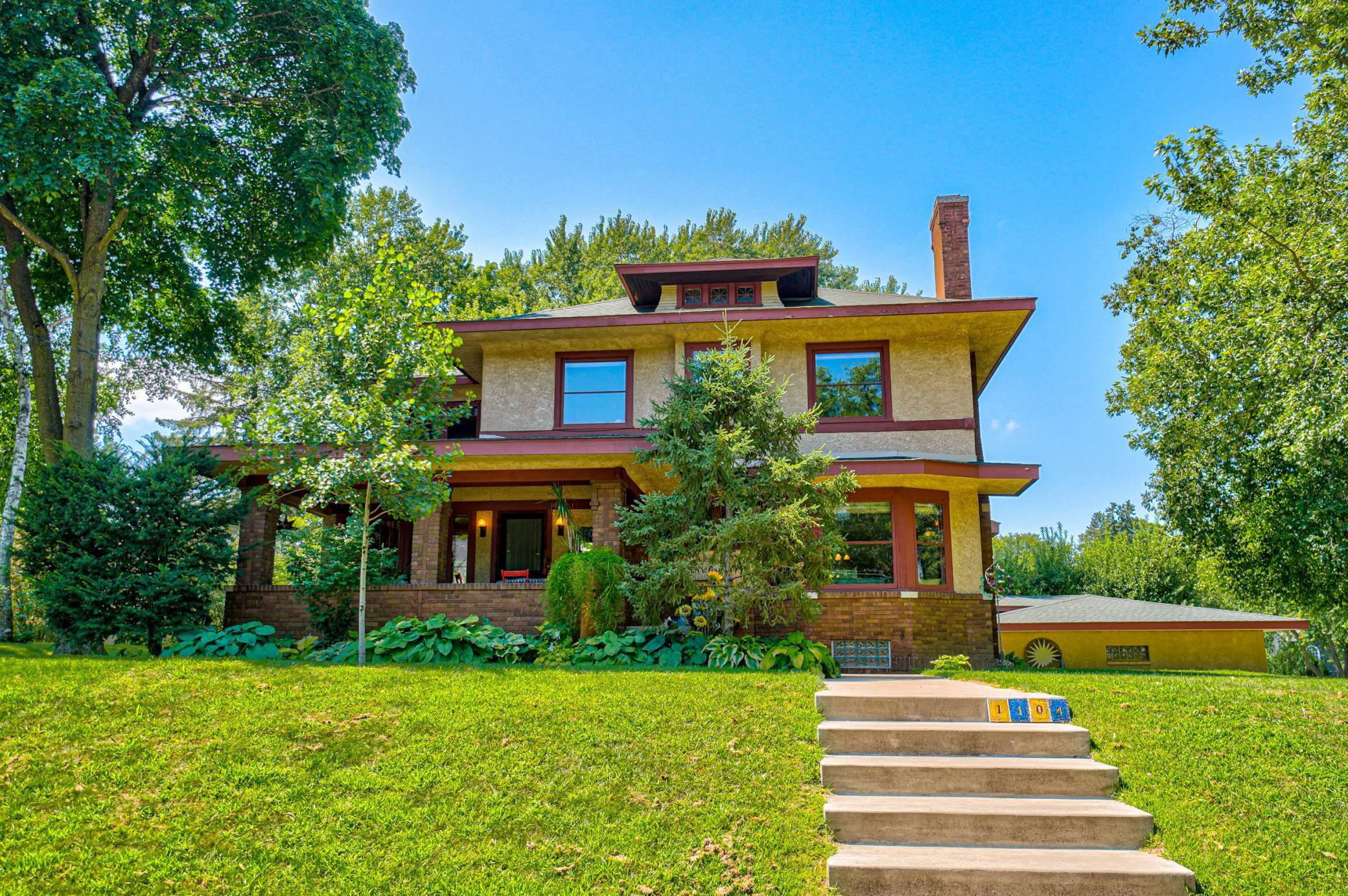 Stillwater, Minnesota, 55082, United States, 4 Bedrooms Bedrooms, ,2 BathroomsBathrooms,Residential,For Sale,1916942