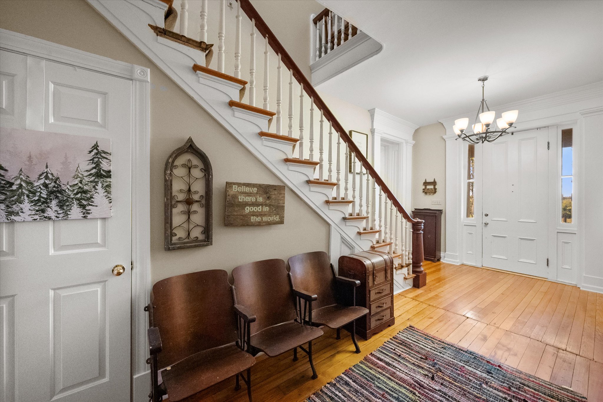 Shelbyville, Kentucky, 40065, United States, 4 Bedrooms Bedrooms, ,3 BathroomsBathrooms,Residential,For Sale,1986481