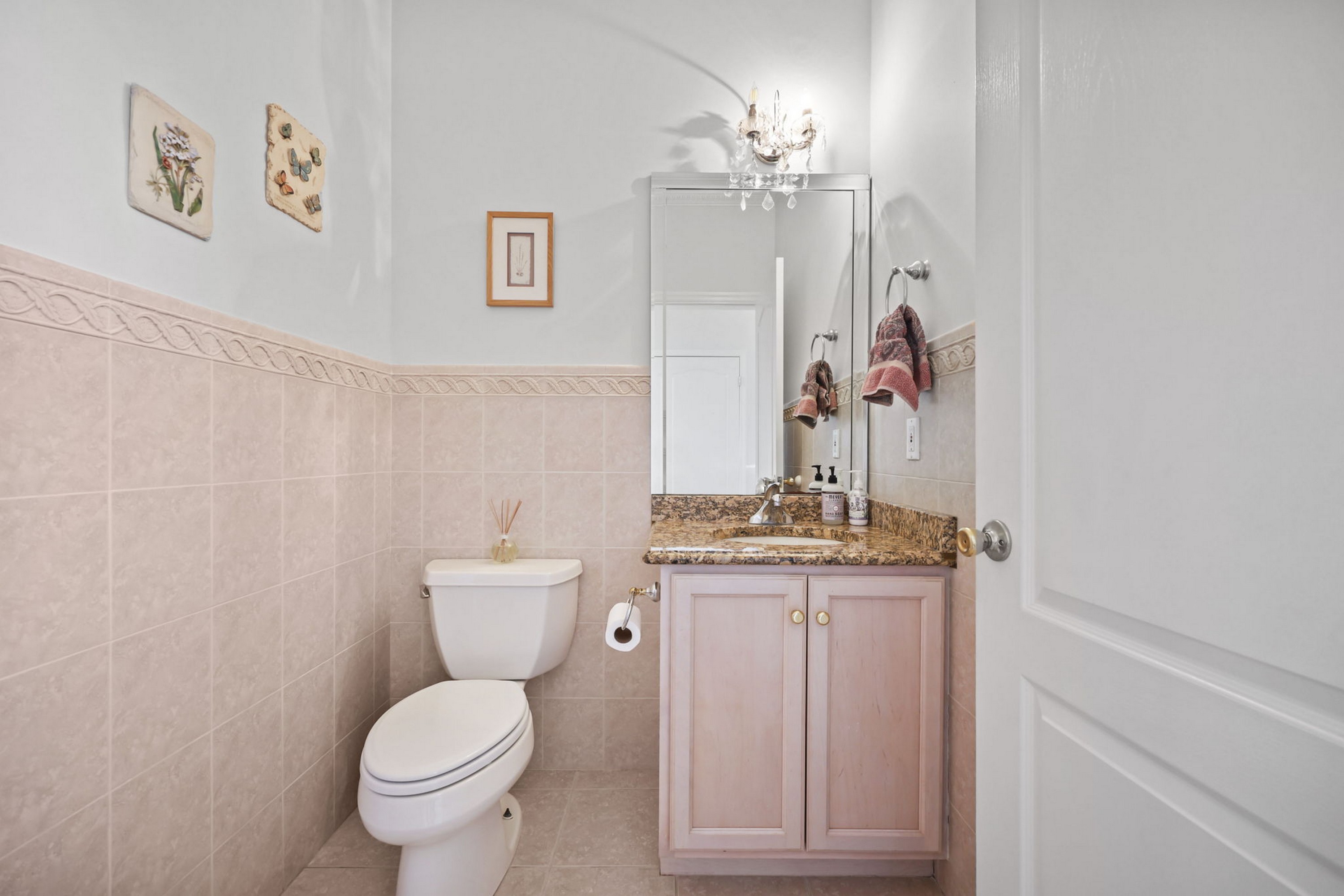  308 Flower Lane - 物件實景