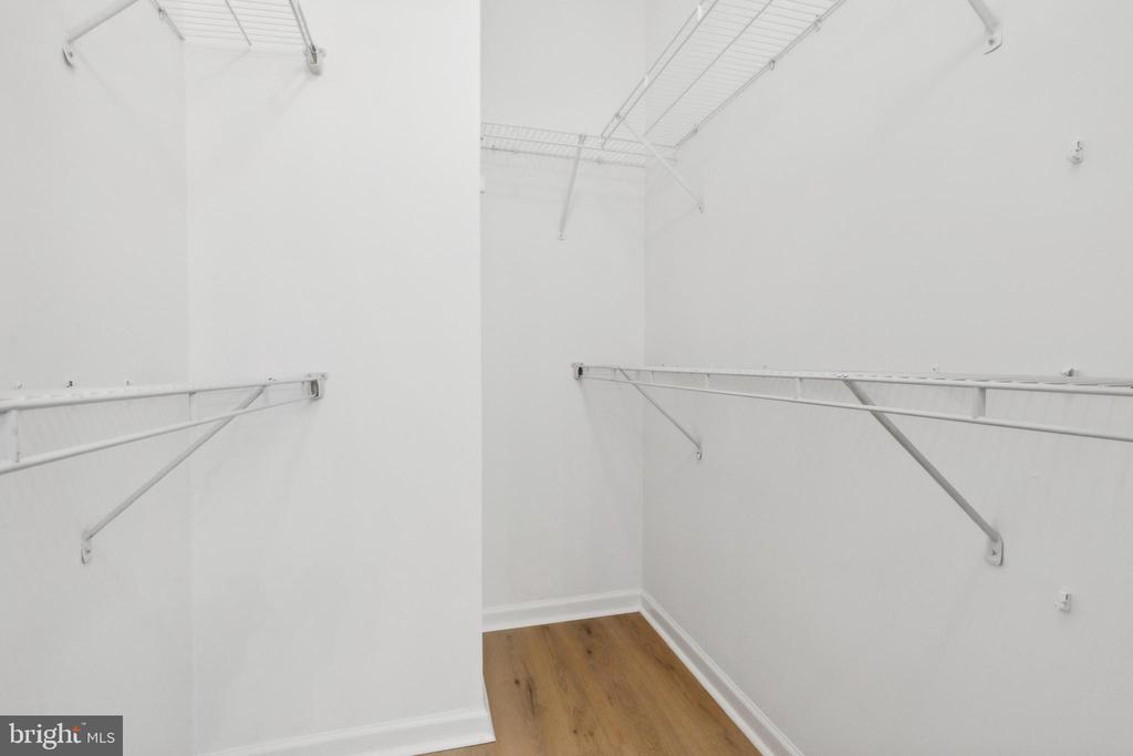 Chantilly, Virginia, 20152, United States, 3 Bedrooms Bedrooms, ,4 BathroomsBathrooms,Residential,For Sale,1942901