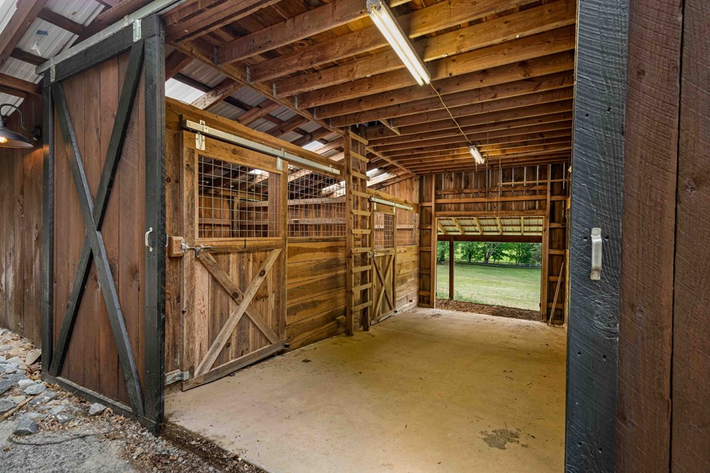 Blue Ridge, Georgia, 30513, United States, 3 Bedrooms Bedrooms, ,3 BathroomsBathrooms,Residential,For Sale,1974409