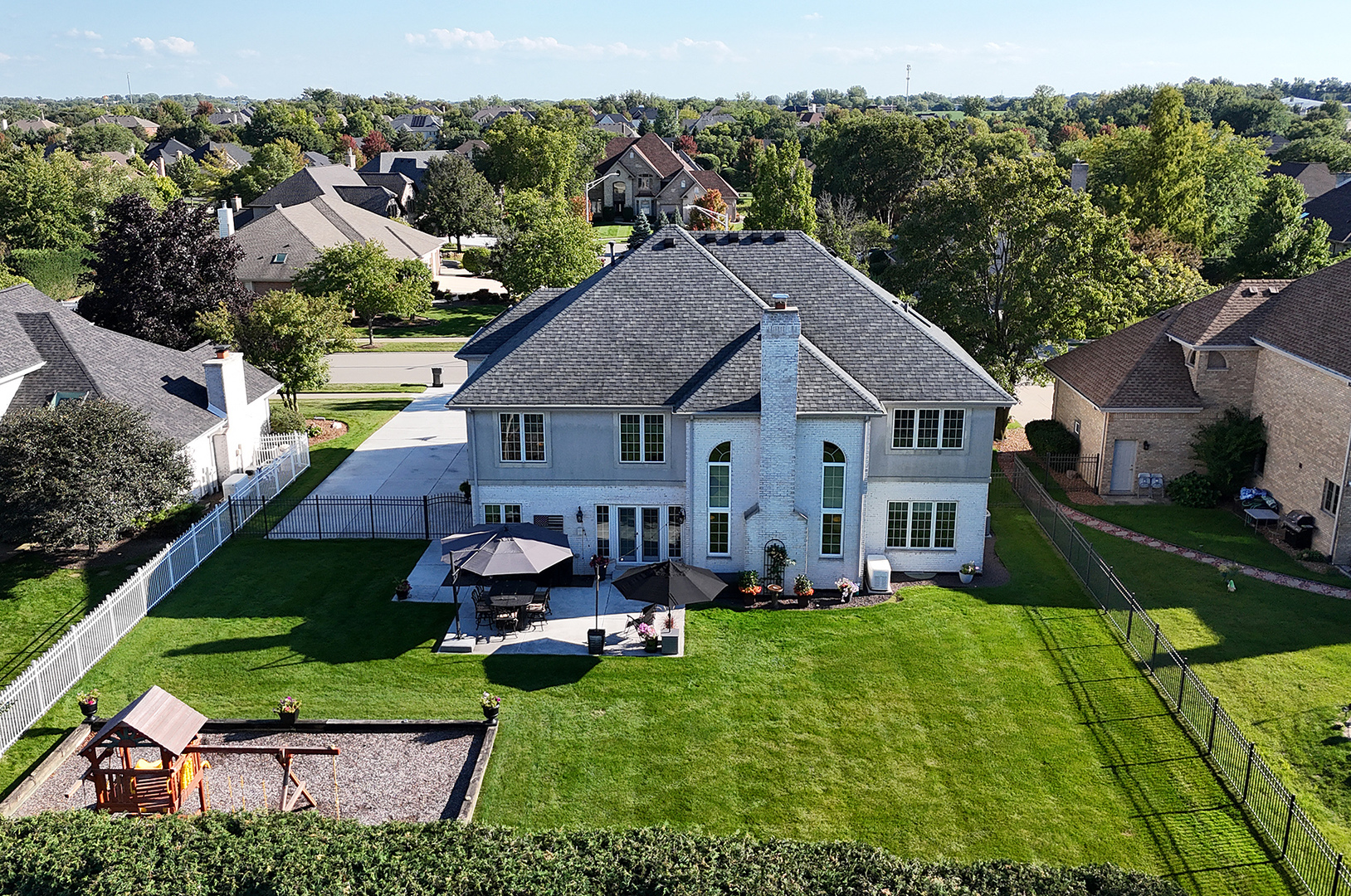 Orland Park, Illinois, 60467, United States, 5 Bedrooms Bedrooms, ,3 BathroomsBathrooms,Residential,For Sale,1937885