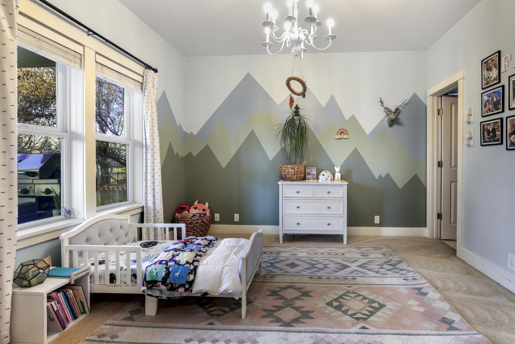 Bellevue, Idaho, 83313, United States, 4 Bedrooms Bedrooms, ,3 BathroomsBathrooms,Residential,For Sale,1989218