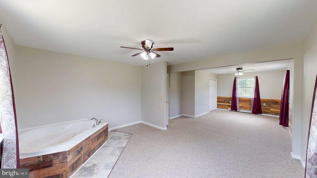 MATHIAS, West Virginia, 26812, United States, 3 Bedrooms Bedrooms, ,3 BathroomsBathrooms,Residential,For Sale,1898386