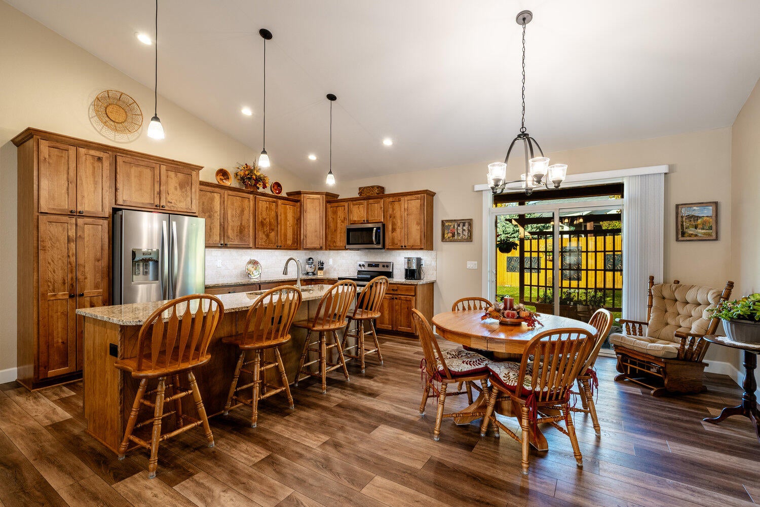 Sheridan, Wyoming, 82801, United States, 4 Bedrooms Bedrooms, ,2 BathroomsBathrooms,Residential,For Sale,1980620