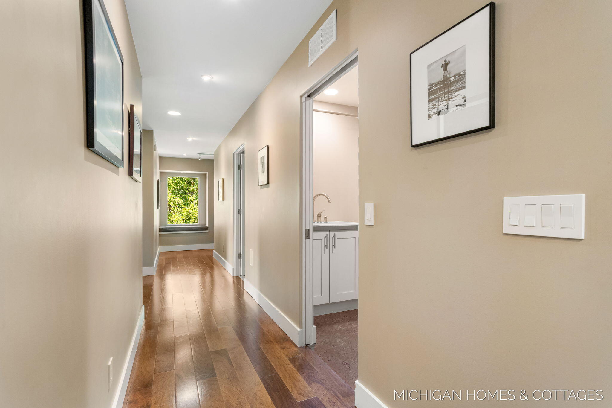 Saugatuck, Michigan, 49453, United States, 5 Bedrooms Bedrooms, ,4 BathroomsBathrooms,Residential,For Sale,1940964