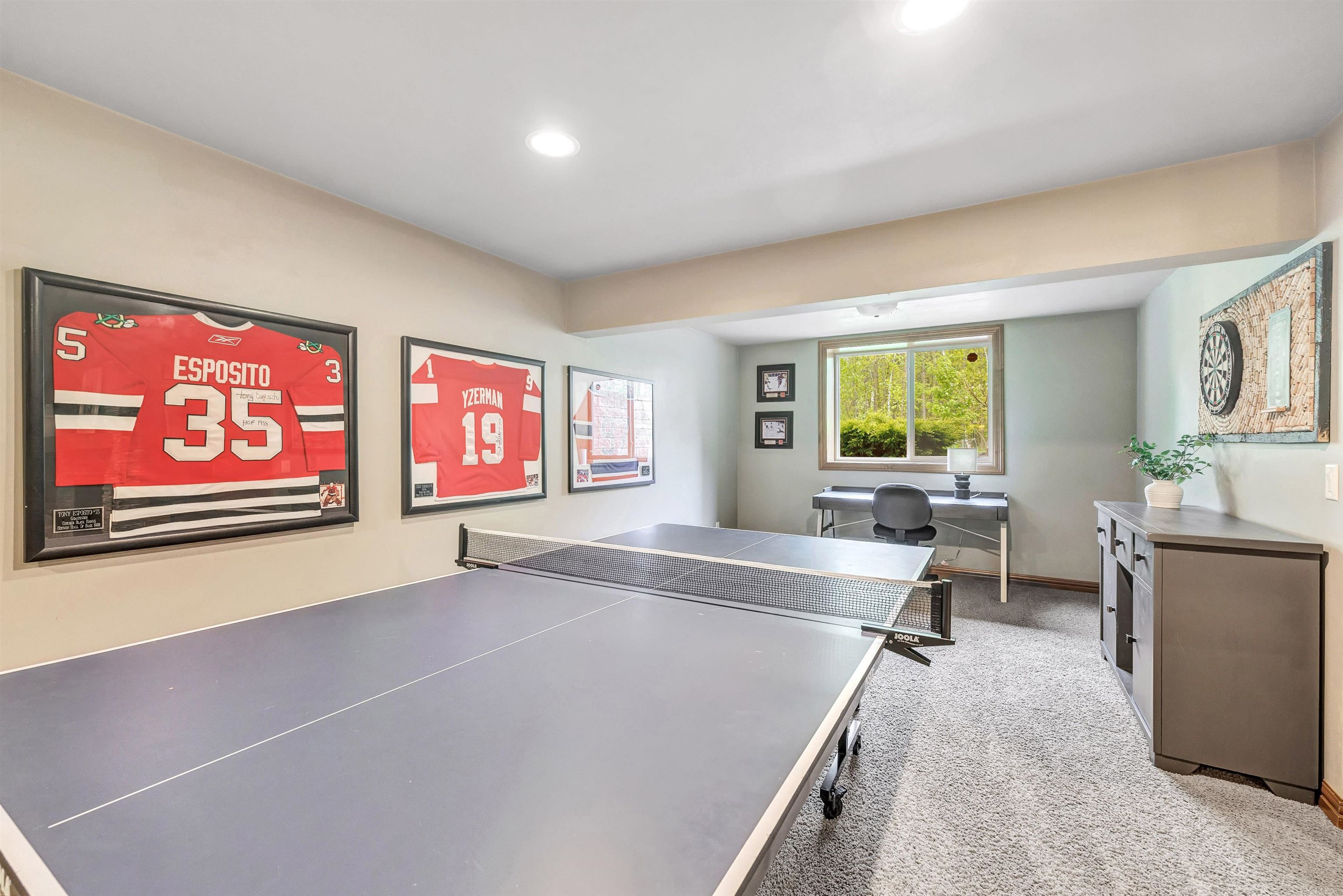 GREEN BAY, Wisconsin, 54313, United States, 5 Bedrooms Bedrooms, ,4 BathroomsBathrooms,Residential,For Sale,1911640