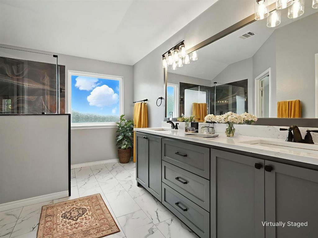 Rockwall, Texas, 75087, United States, 4 Bedrooms Bedrooms, ,3 BathroomsBathrooms,Residential,For Sale,1916935