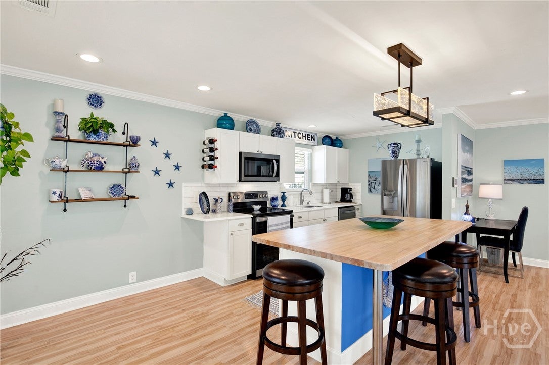 TYBEE ISLAND, Georgia, 31328, United States, 4 Bedrooms Bedrooms, ,3 BathroomsBathrooms,Residential,For Sale,1998055