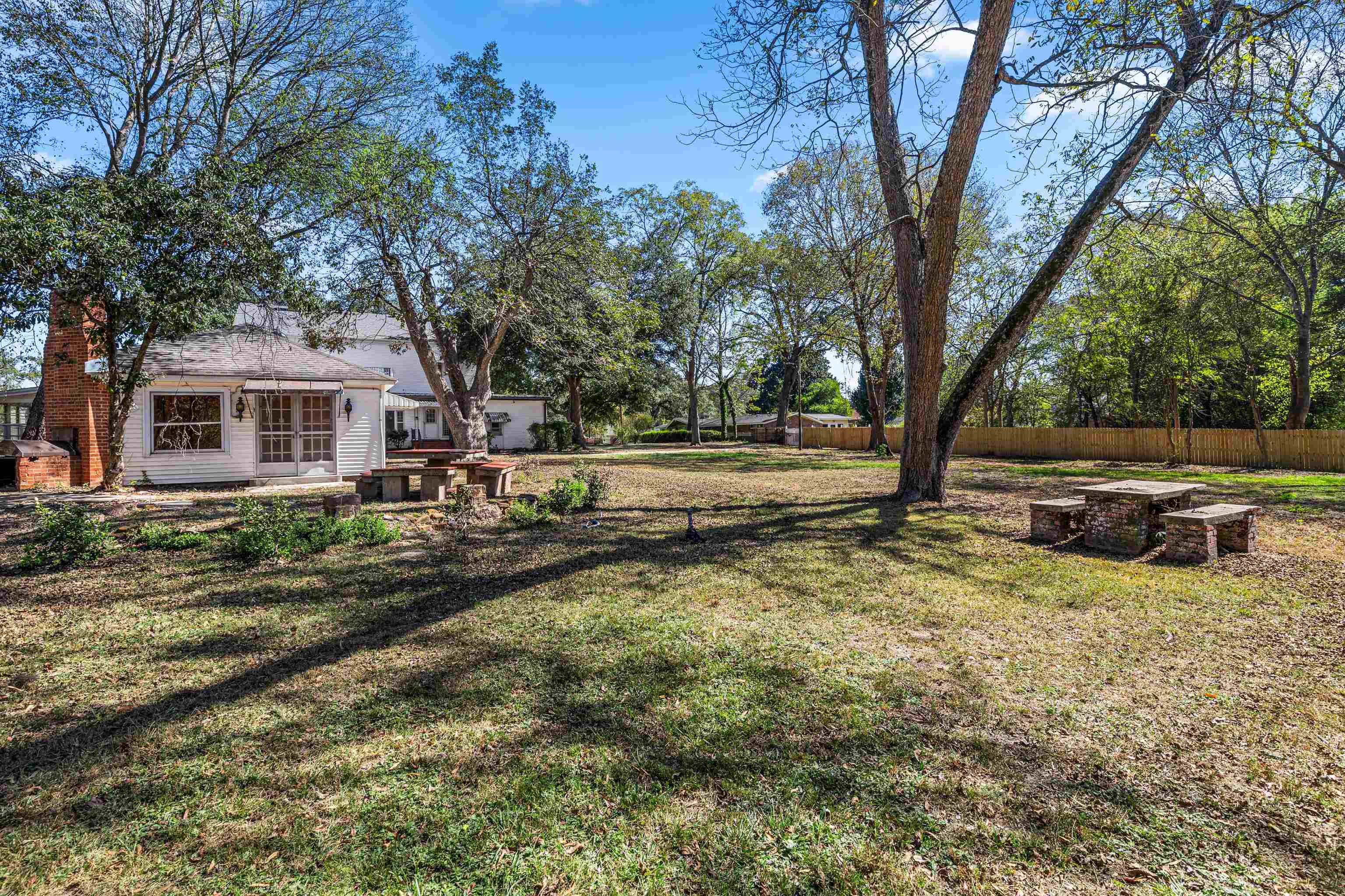 Jefferson, Texas, 75657, United States, 5 Bedrooms Bedrooms, ,5 BathroomsBathrooms,Residential,For Sale,1978271