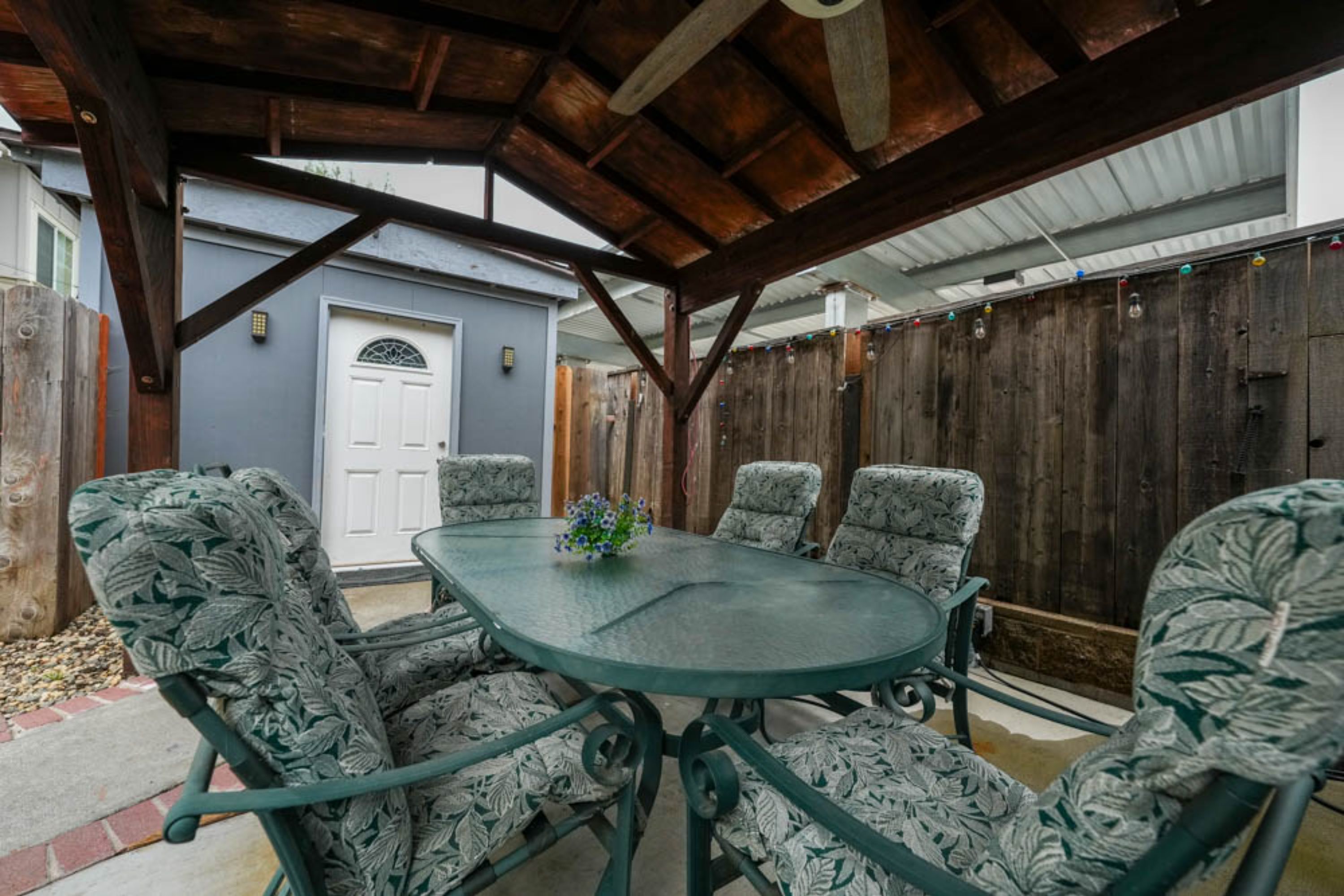  Rare Opportunity in Valley Oak Villas - 物件實景