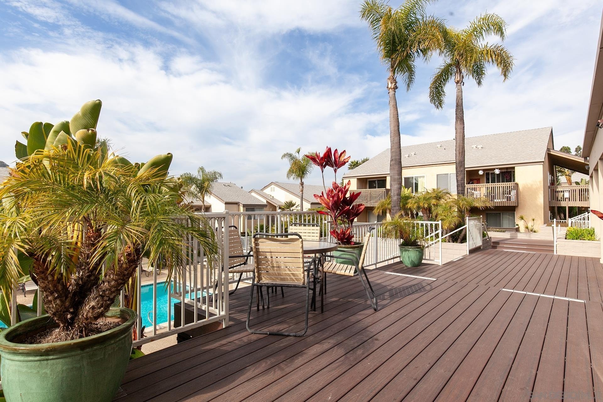 8512 Via Mallorca F, La Jolla, California, 92037, United States, 1 Bedroom Bedrooms, ,1 BathroomBathrooms,Residential,For Sale,8512 Via Mallorca F,1682425