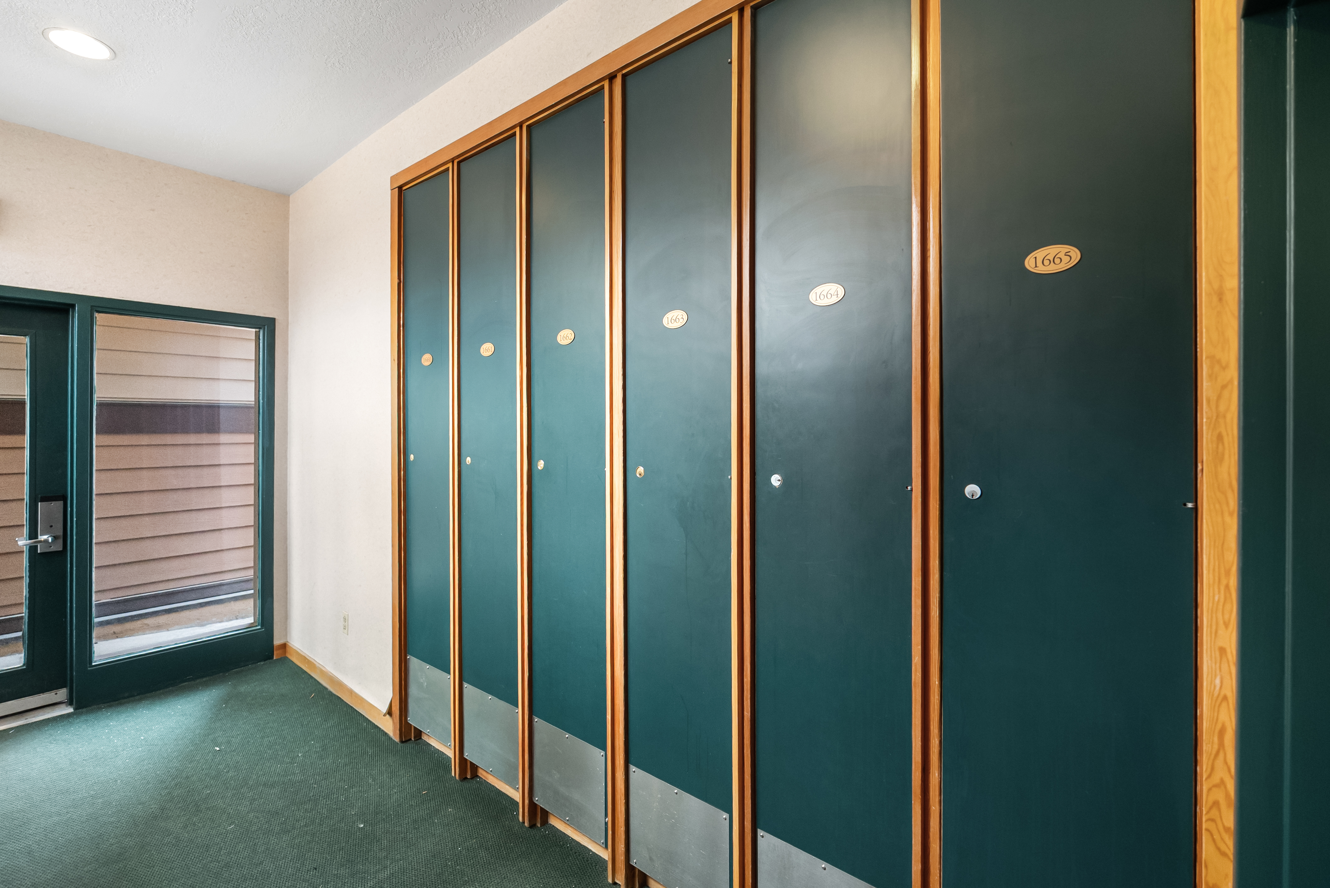  A Spacious and Light-filled Mountain Retreat - 物件實景