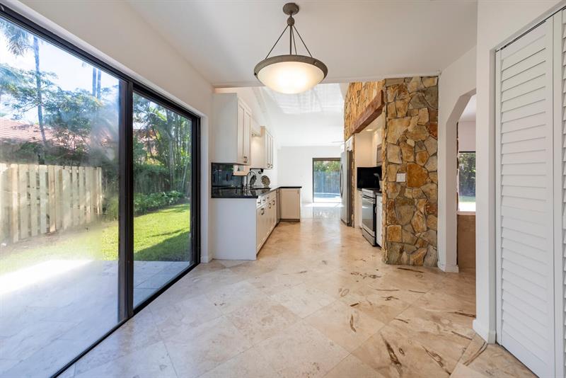 Plantation, Florida, 33322, United States, 4 Bedrooms Bedrooms, ,2 BathroomsBathrooms,Residential,For Sale,1925326