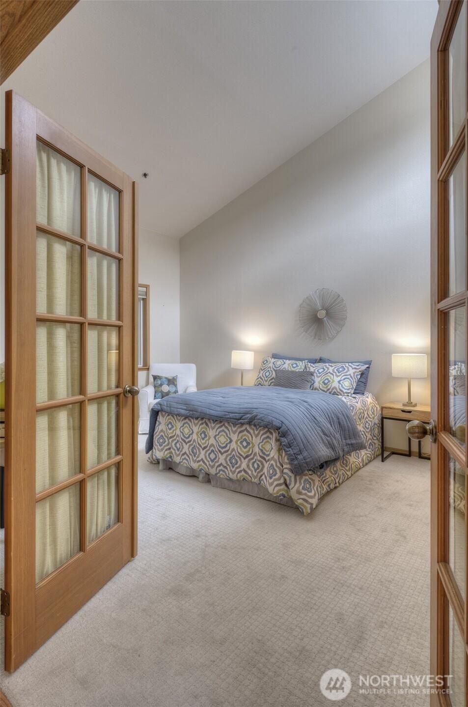 SEATTLE, Washington, 98103, United States, 2 Bedrooms Bedrooms, ,2 BathroomsBathrooms,Residential,For Sale,1794014