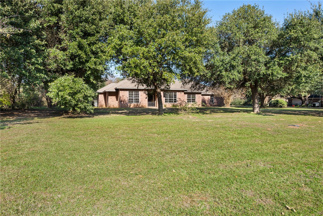 Franklin, Texas, 77856, United States, 4 Bedrooms Bedrooms, ,3 BathroomsBathrooms,Residential,For Sale,2005456