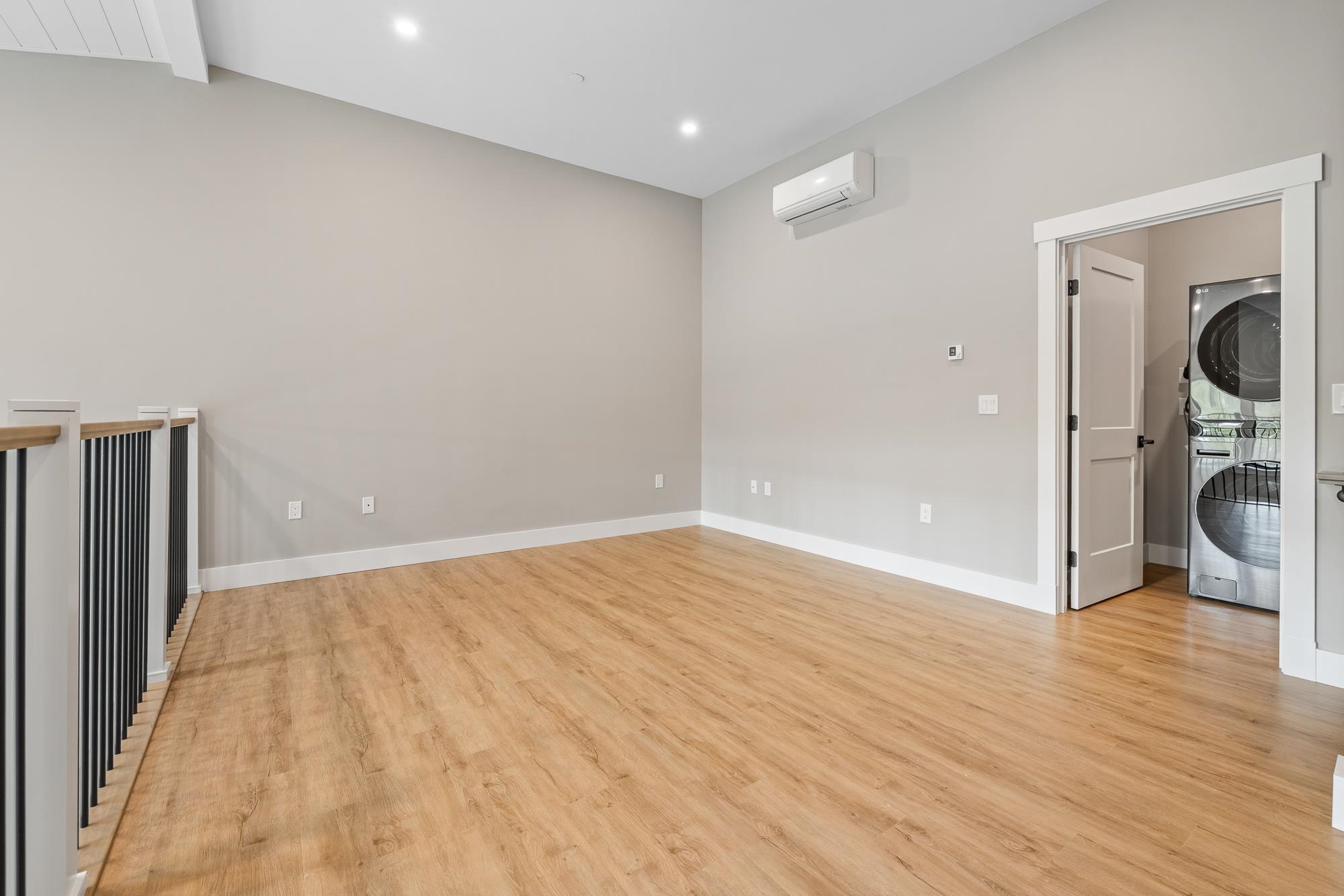 Conway, New Hampshire, 03860, United States, 2 Bedrooms Bedrooms, ,2 BathroomsBathrooms,Residential,For Sale,2003266