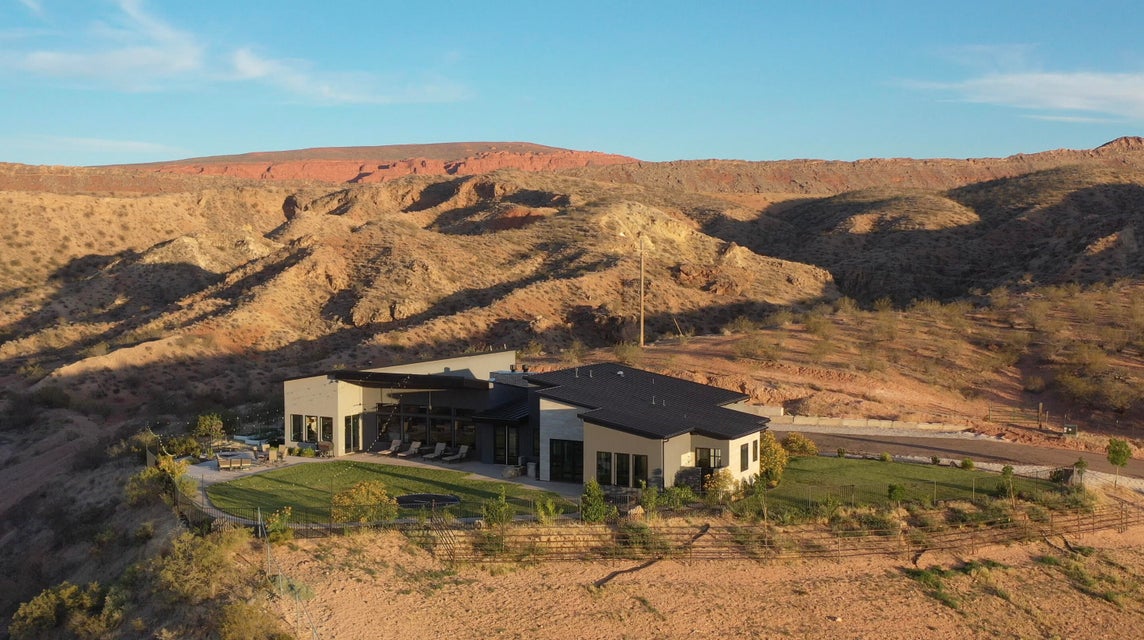 Washington, Utah, 84780, United States, 4 Bedrooms Bedrooms, ,4 BathroomsBathrooms,Residential,For Sale,1998221