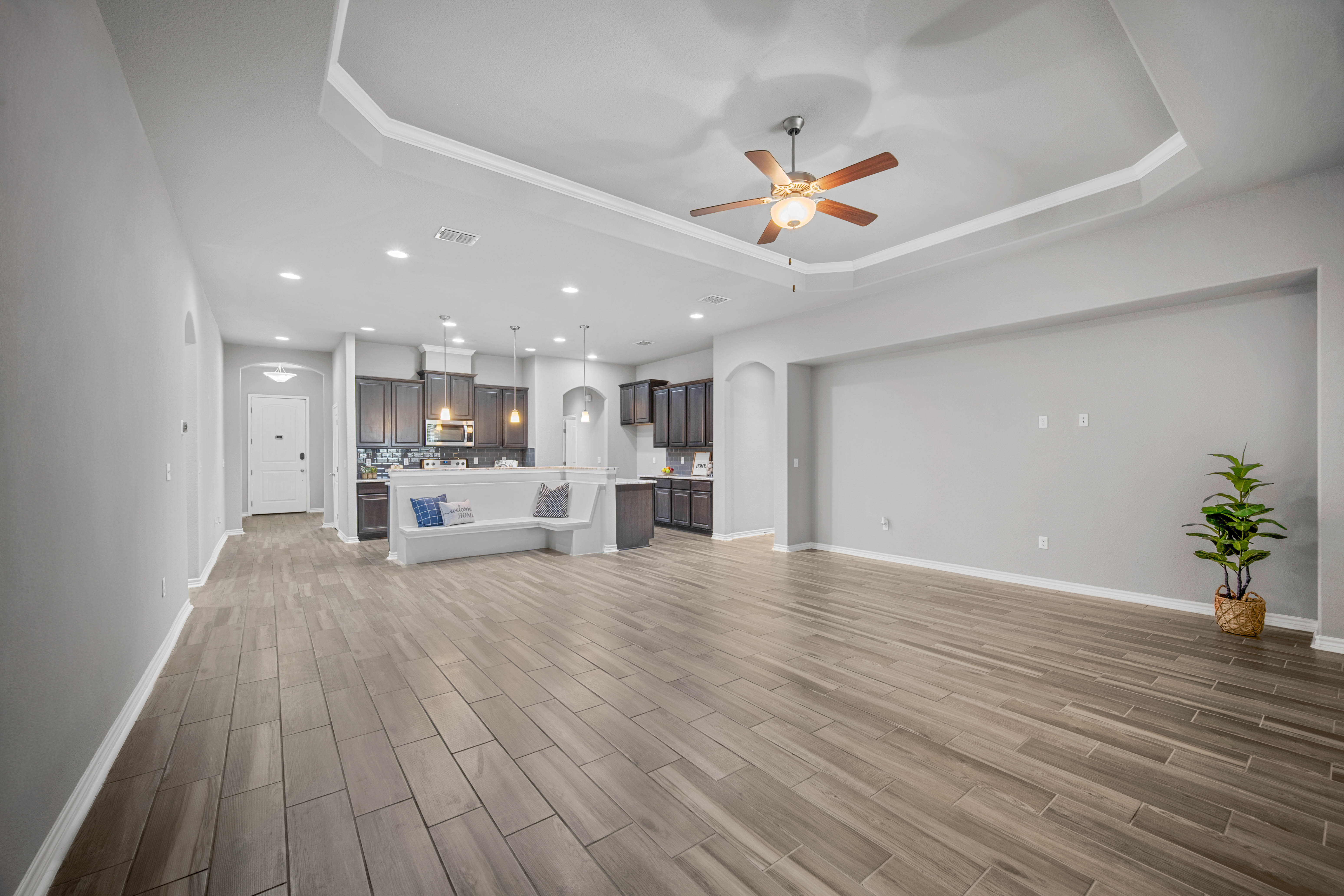  Gorgeous 4BR Home in Wandering Oaks - 物件實景