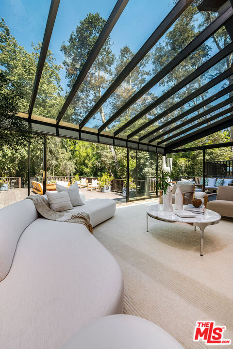 Santa Monica, California, 90402, United States, 7 Bedrooms Bedrooms, ,7 BathroomsBathrooms,Residential,For Sale,1940009