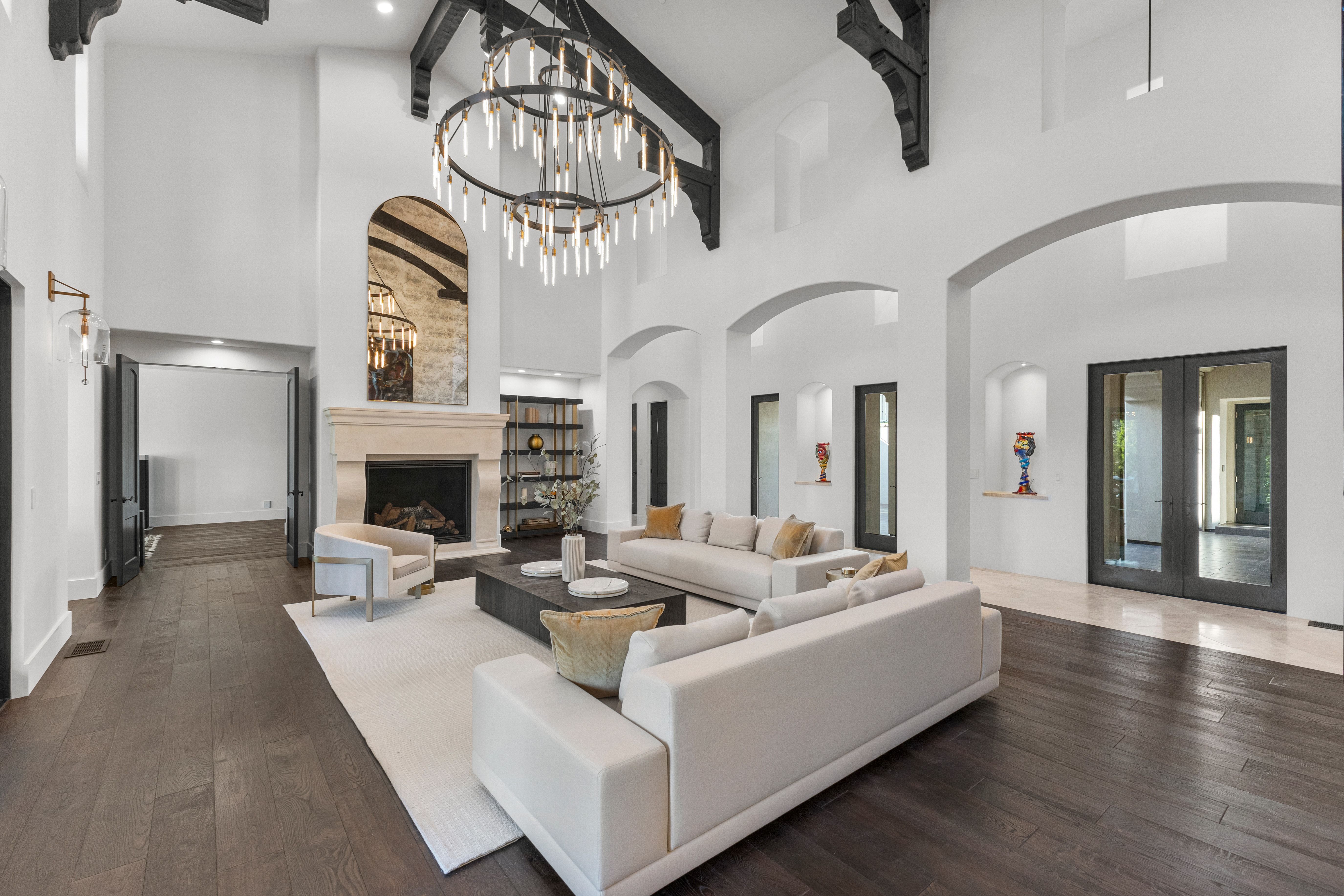  Grand Luxury Estate on 1.5± Acres with Vineyard and Infinity Pool - 物件實景