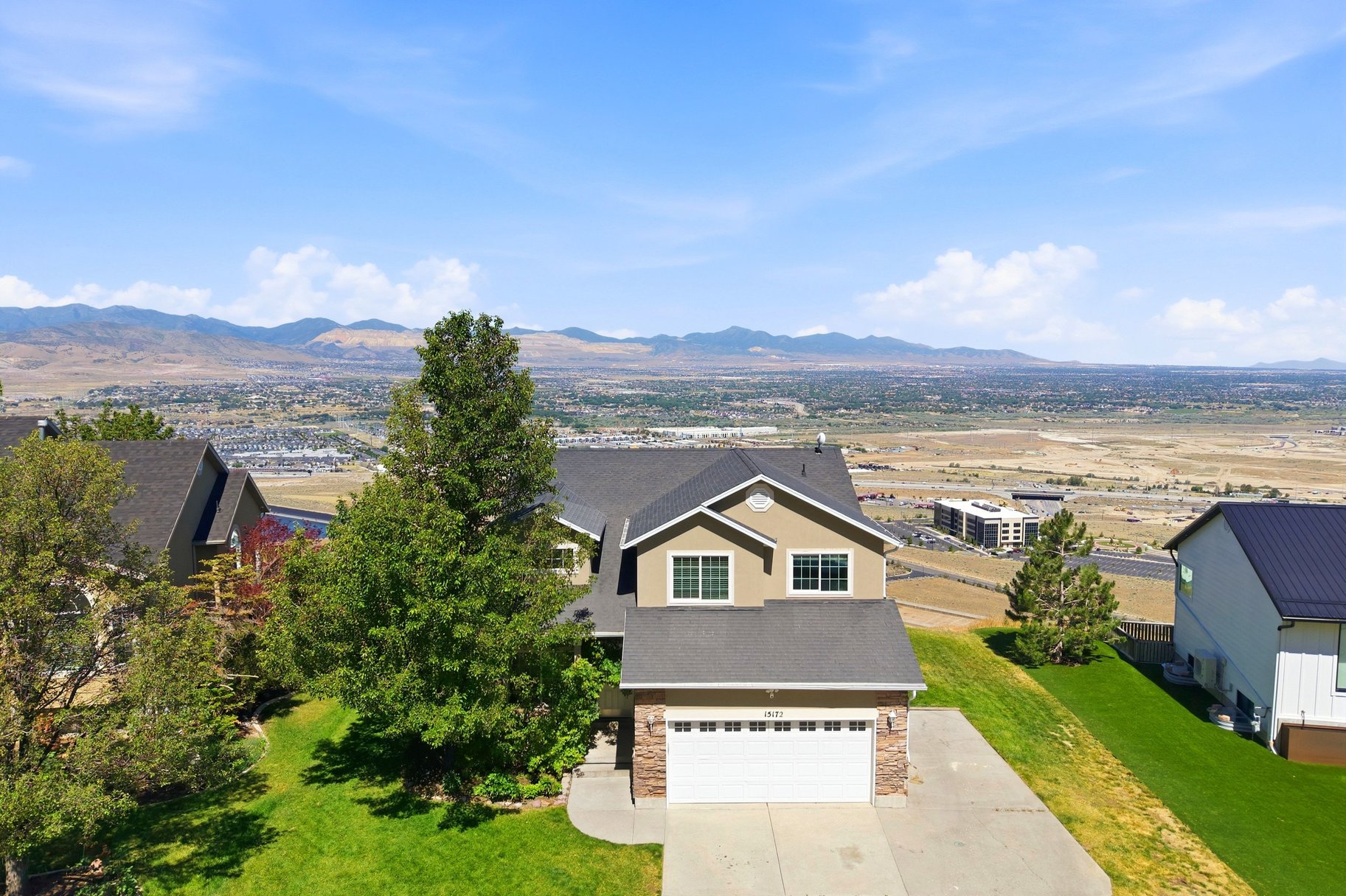  Soaring Views & Endless Potential on Draper