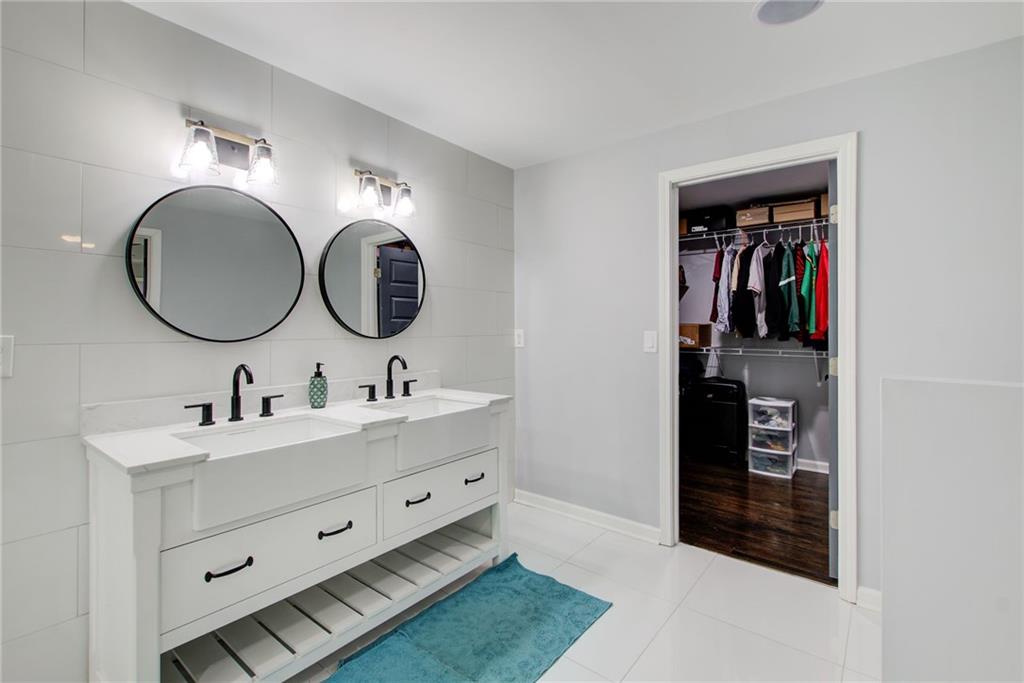 Atlanta, Georgia, 30311, United States, 4 Bedrooms Bedrooms, ,3 BathroomsBathrooms,Residential,For Sale,1856259