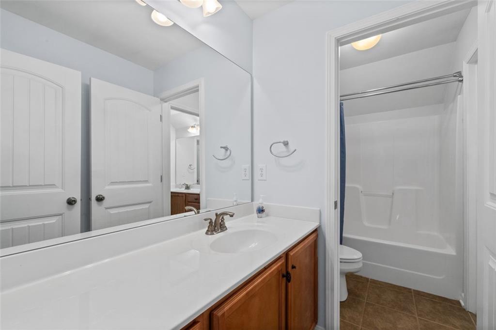 Marietta, Georgia, 30064, United States, 5 Bedrooms Bedrooms, ,3 BathroomsBathrooms,Residential,For Sale,1776942