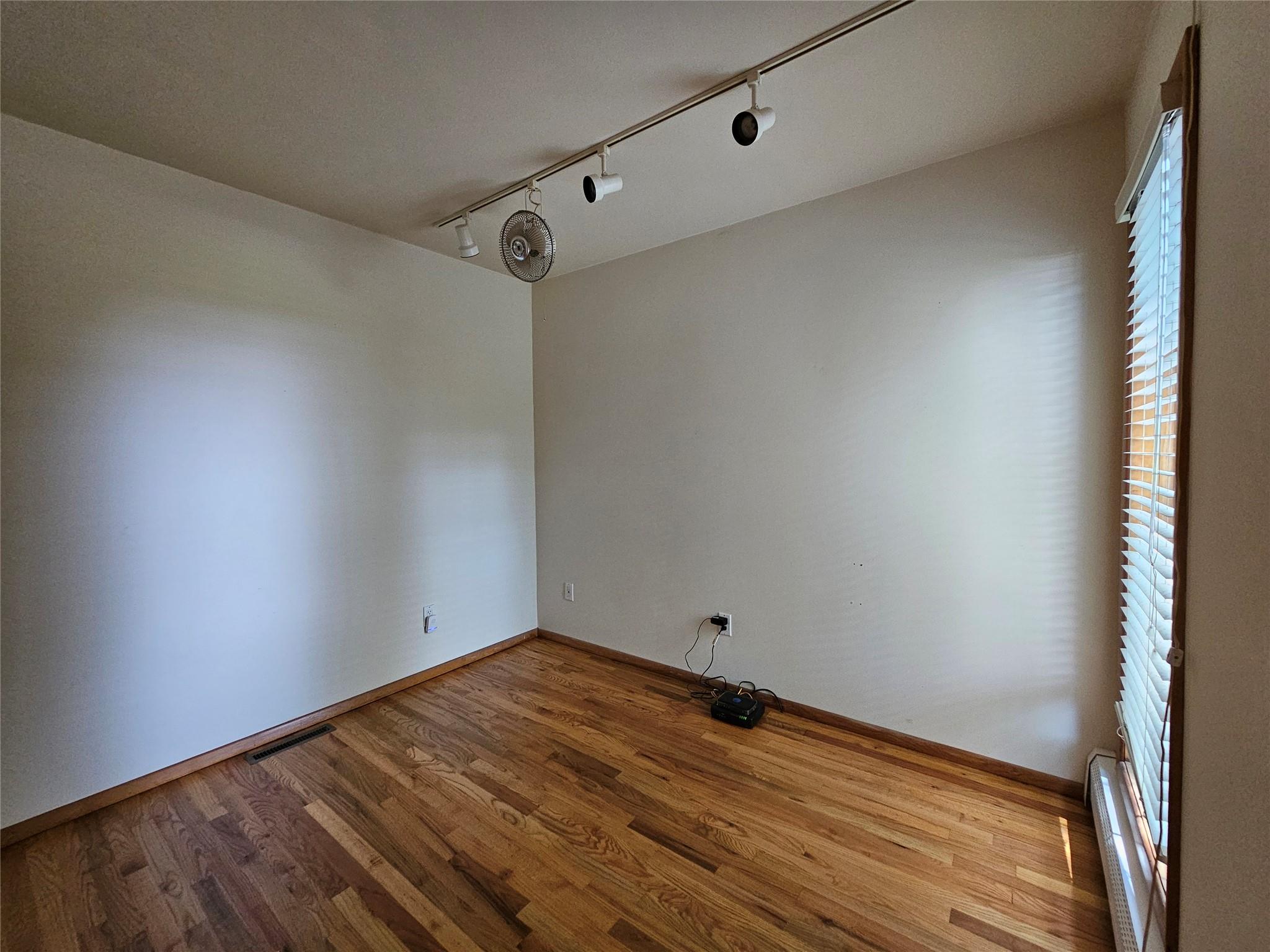 1572 Middle Road, Calverton, New York, 11933, United States, 3 Bedrooms Bedrooms, ,3 BathroomsBathrooms,Residential,For Sale,1572 Middle Road,1663464