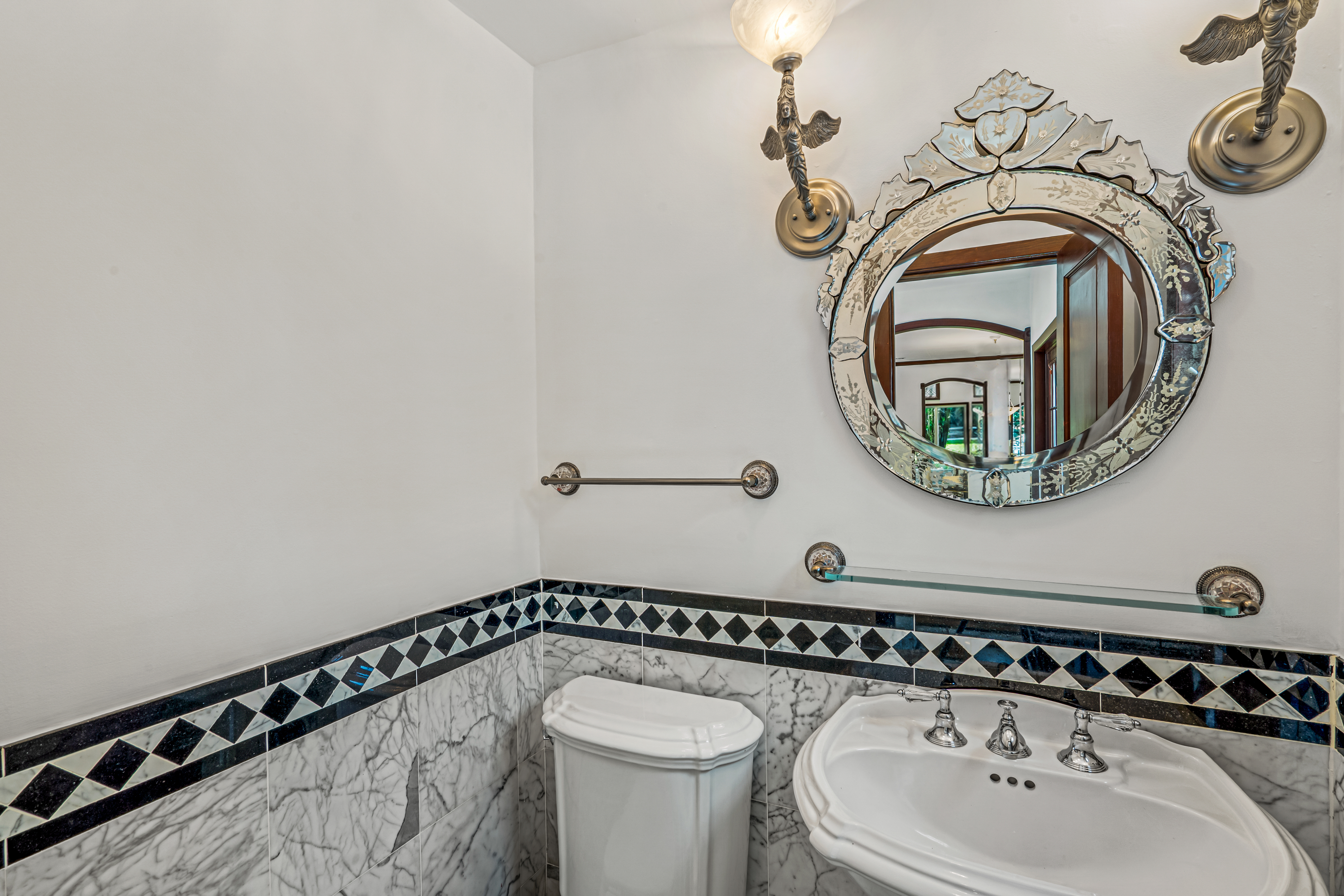  86 Dorchester Drive, Manhasset, NY 11030 - 物件實景