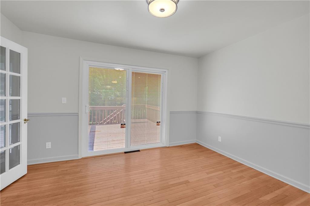 Dunwoody, Georgia, 30338, United States, 4 Bedrooms Bedrooms, ,3 BathroomsBathrooms,Residential,For Sale,1931149