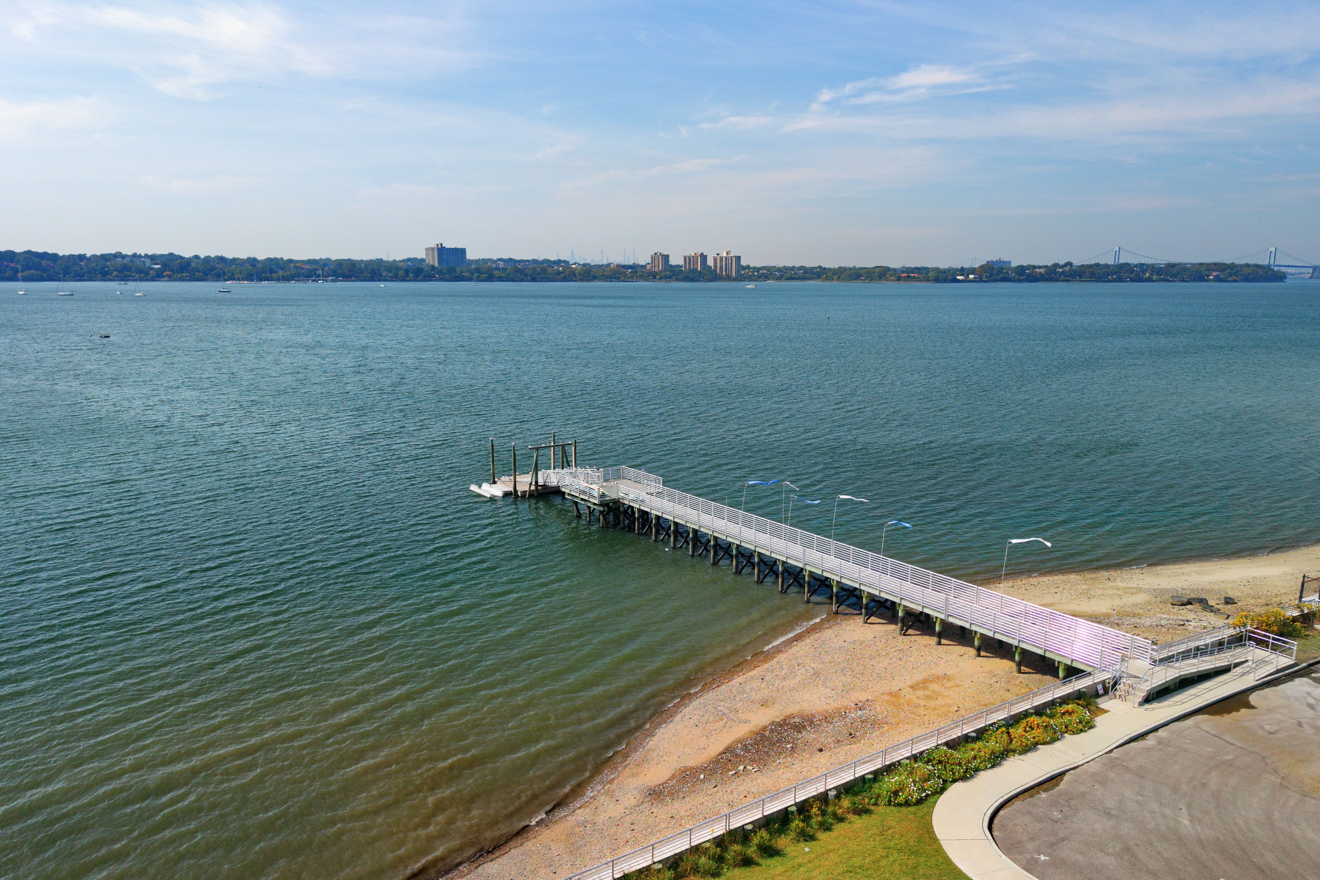  4 Parkwood Drive, Great Neck, NY 11023 - 物件實景