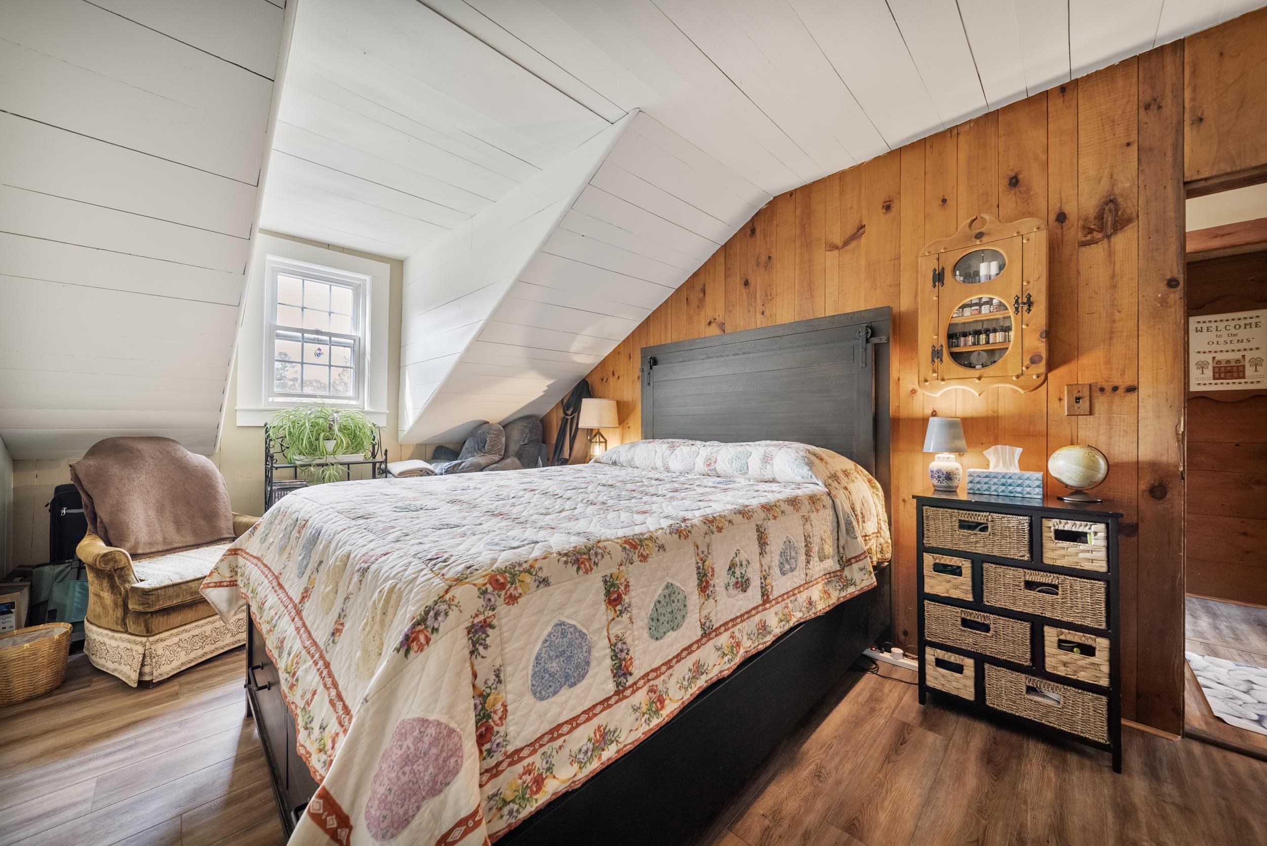 Francestown, New Hampshire, 03043, United States, 5 Bedrooms Bedrooms, ,4 BathroomsBathrooms,Residential,For Sale,1827172