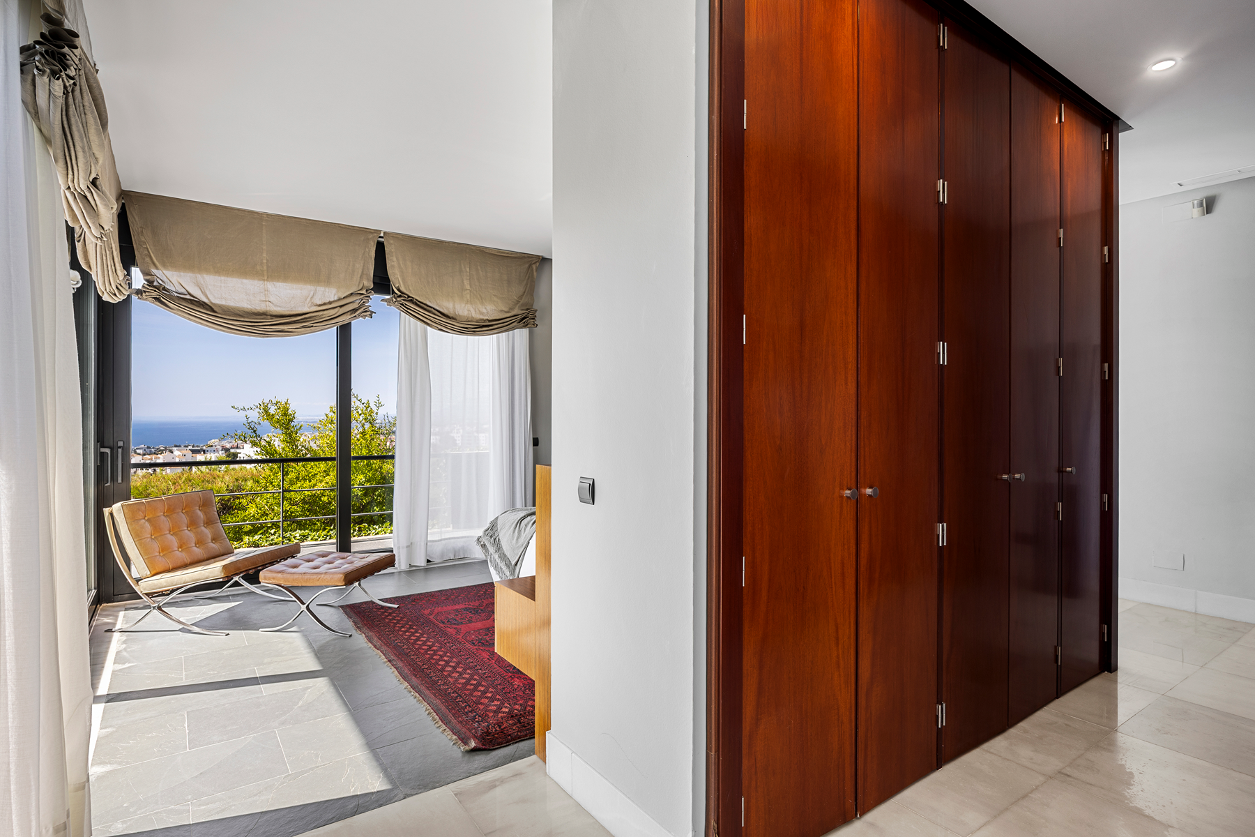  A modernist villa with captivating panoramic views - 物件實景