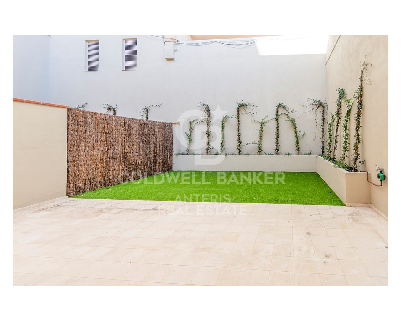 Barcelona, Barcelona, Gr?cia Barcelona, Barcelona, Barcelona, Catalonia, ES, 3 Bedrooms Bedrooms, ,2 BathroomsBathrooms,Residential,For Sale,Barcelona, Barcelona, Gr?cia Barcelona, Barcelona,1658807