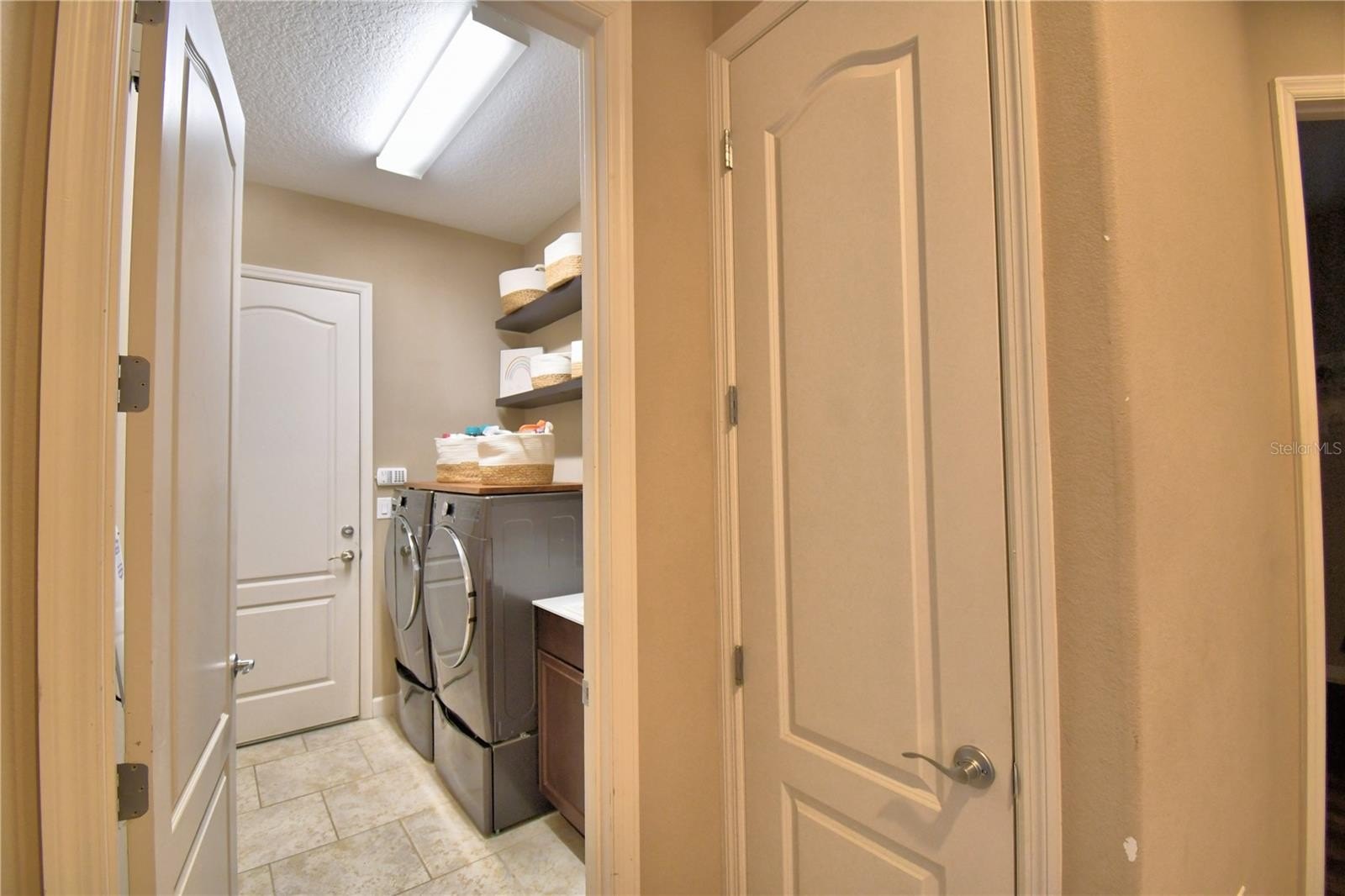 DAVENPORT, Florida, 33837, United States, 5 Bedrooms Bedrooms, ,4 BathroomsBathrooms,Residential,For Sale,1975734