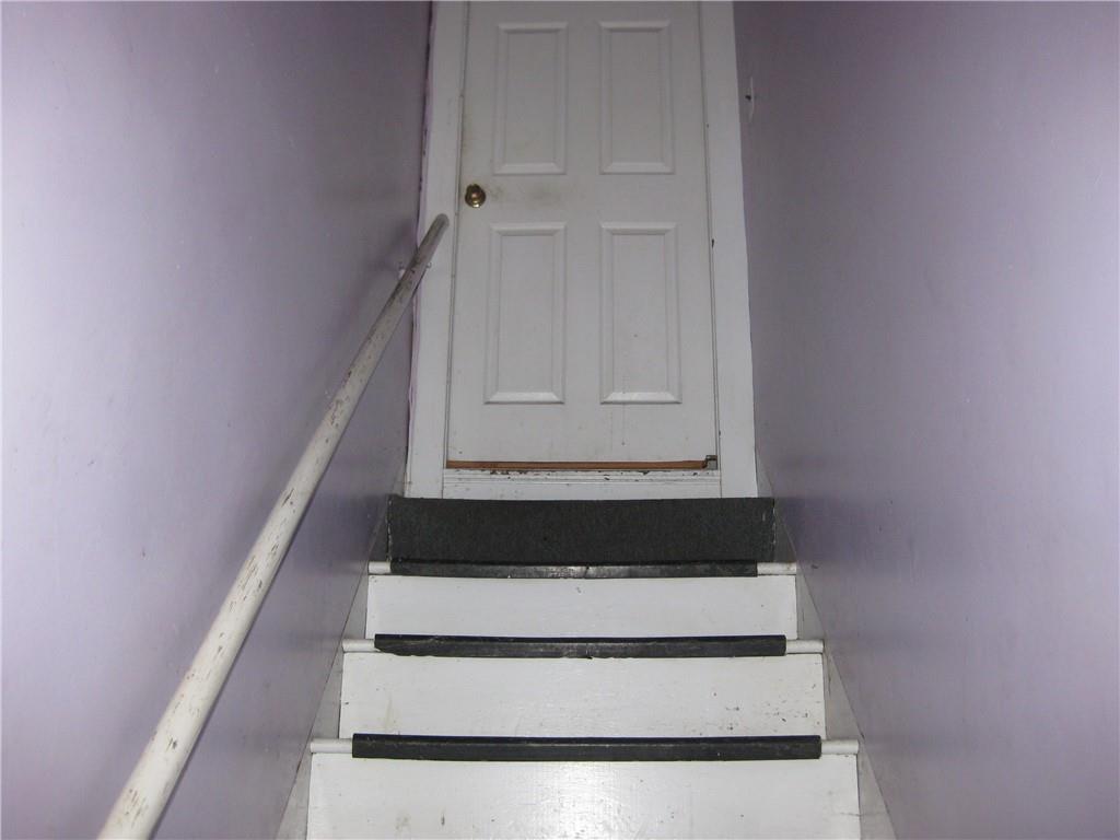 Middletown, Rhode Island, 02842, United States, 4 Bedrooms Bedrooms, ,2 BathroomsBathrooms,Residential,For Sale,1984430