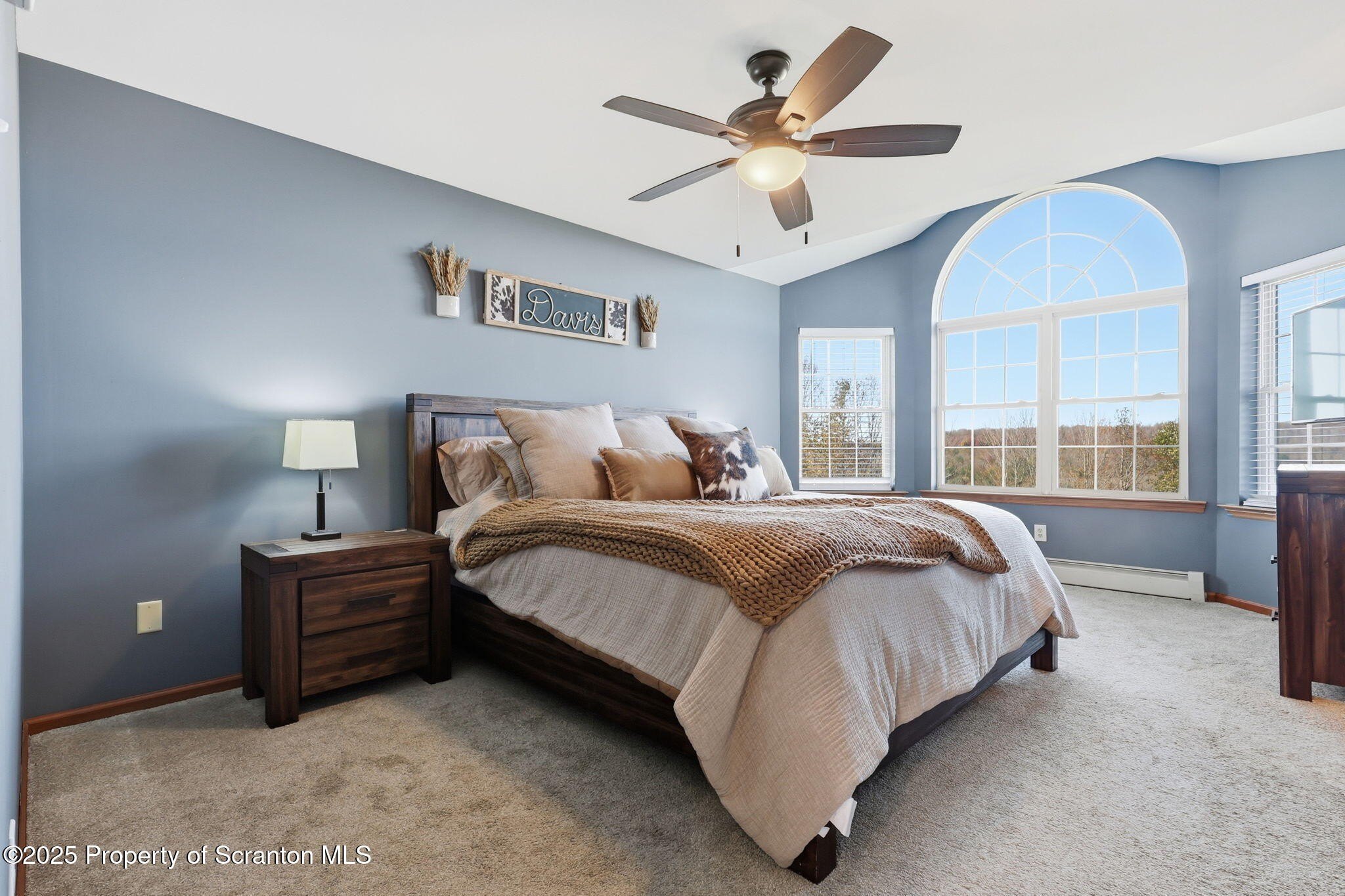 Clifford Twp, Pennsylvania, 18470, United States, 4 Bedrooms Bedrooms, ,3 BathroomsBathrooms,Residential,For Sale,1978908