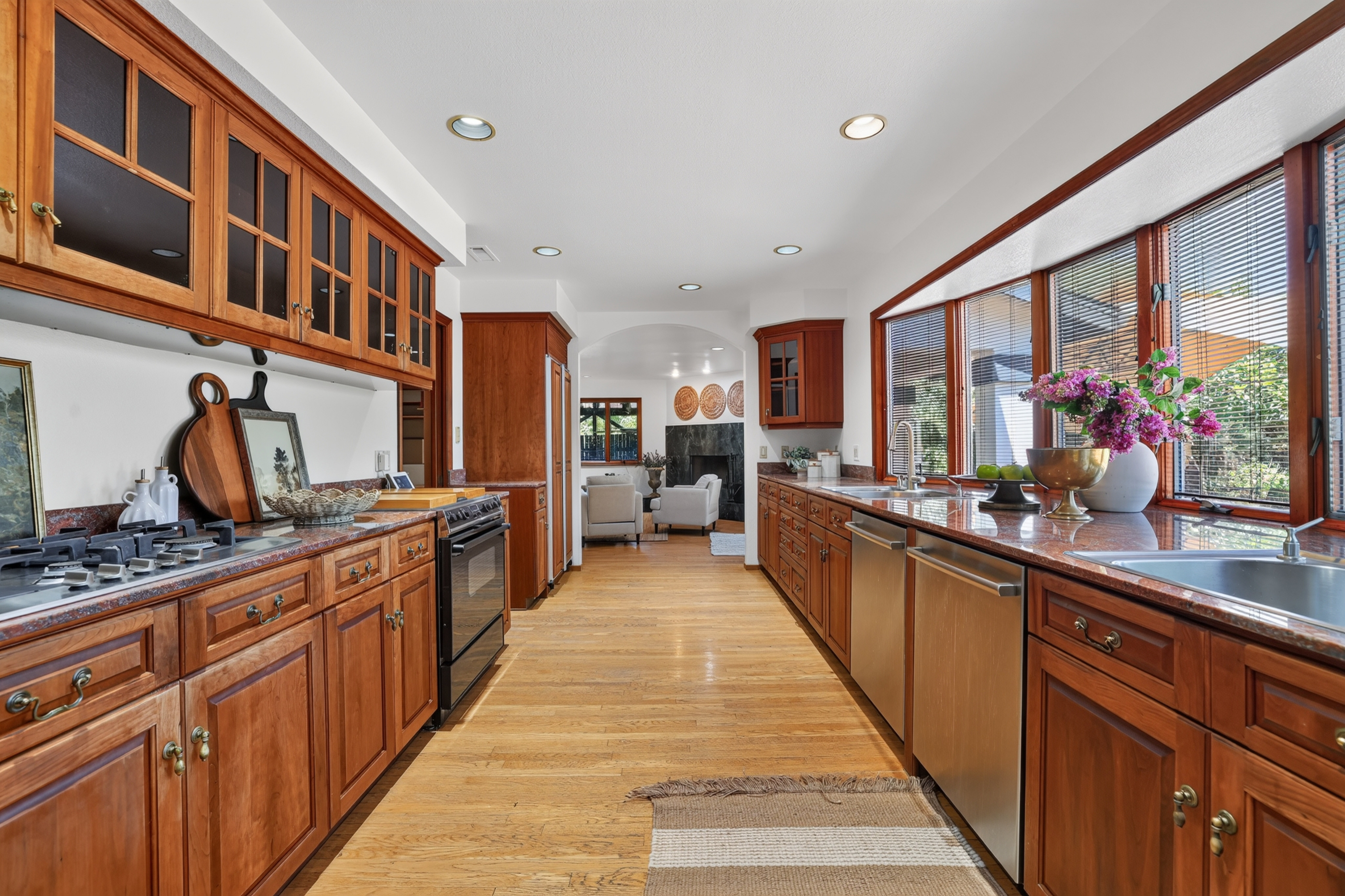  39870 Sharon Avenue, Davis, CA 95616 - 物件實景