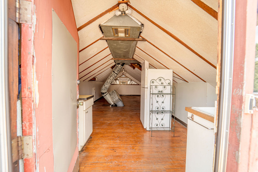 Pensacola, Florida, 32502, United States, 3 Bedrooms Bedrooms, ,2 BathroomsBathrooms,Residential,For Sale,1979545