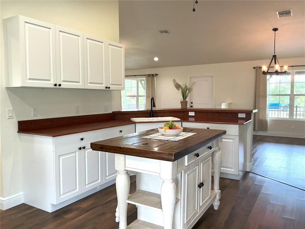 Punta Gorda, Florida, 33982, United States, 3 Bedrooms Bedrooms, ,2 BathroomsBathrooms,Residential,For Sale,1992347