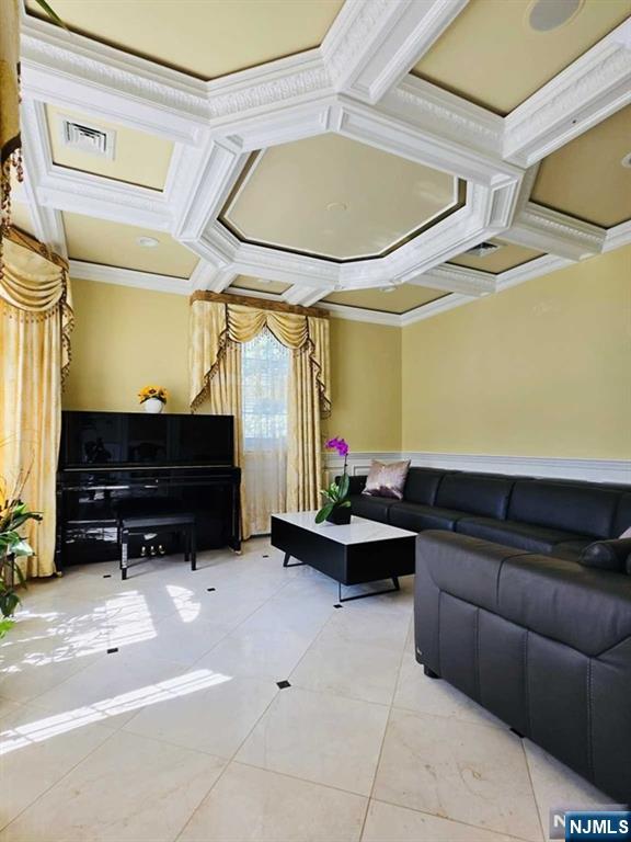 Paramus, New Jersey, 07652, United States, 7 Bedrooms Bedrooms, ,7 BathroomsBathrooms,Residential,For Sale,1905752