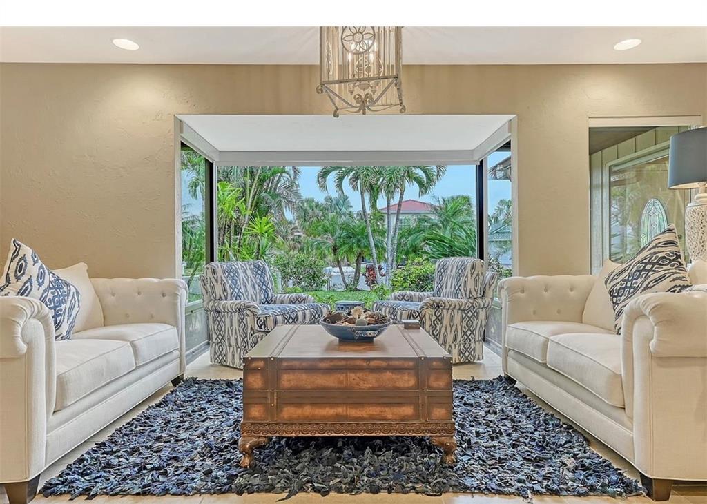 Sarasota, Florida, 34242, United States, 4 Bedrooms Bedrooms, ,3 BathroomsBathrooms,Residential,For Sale,1988026