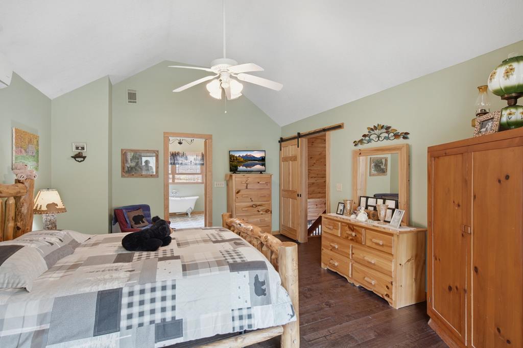 Ellijay, Georgia, 30540, United States, 3 Bedrooms Bedrooms, ,3 BathroomsBathrooms,Residential,For Sale,2034998