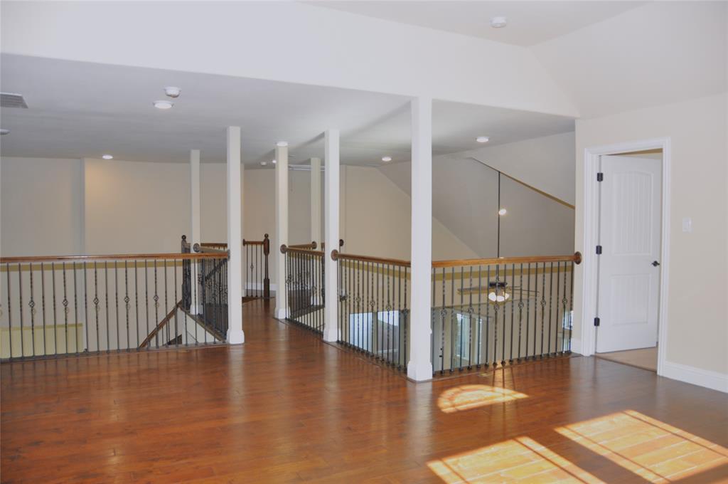 218 Crestview Drive, Midlothian, Texas, 76065, United States, 5 Bedrooms Bedrooms, ,5 BathroomsBathrooms,Residential,For Sale,218 crestview DR,1556198