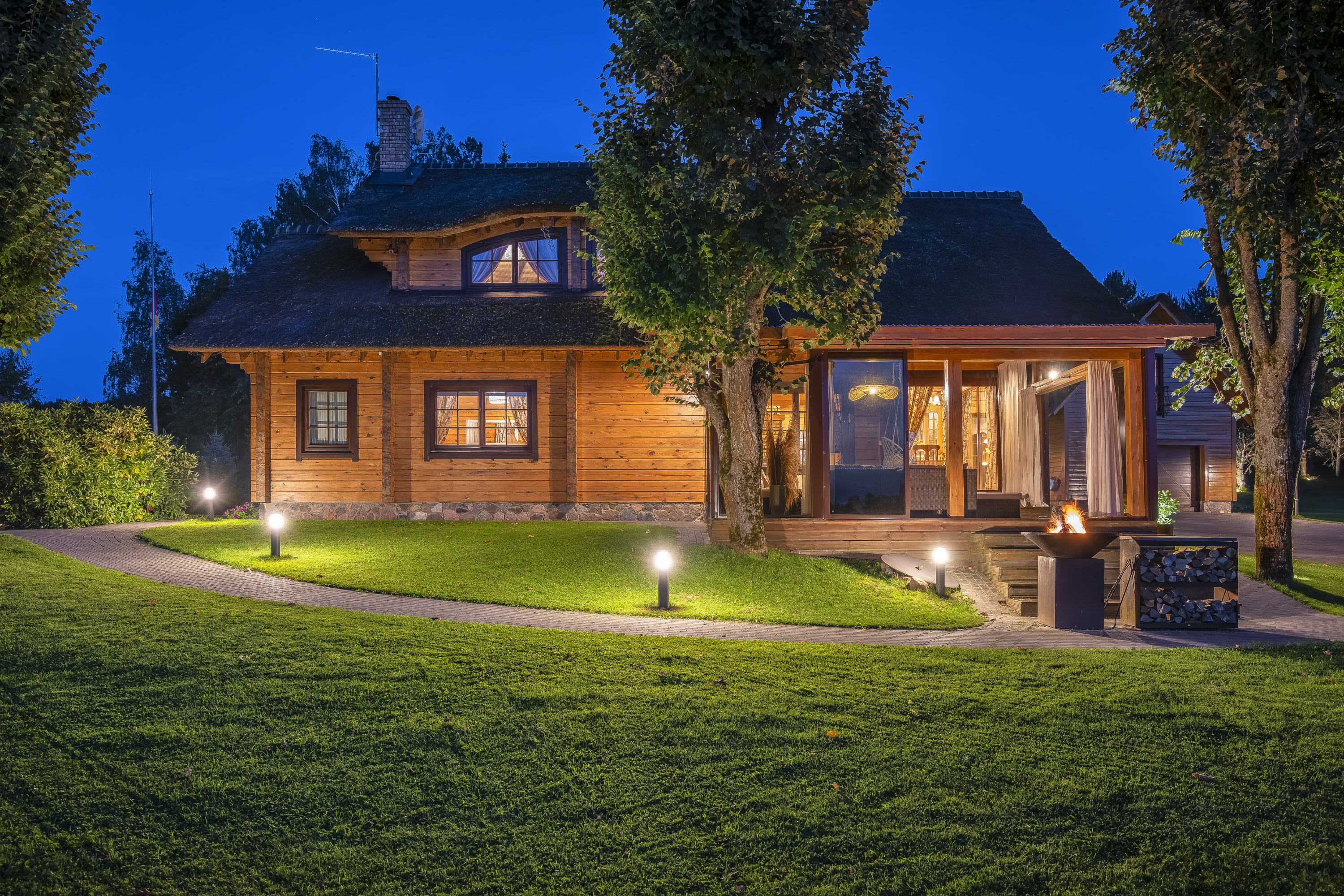  Romantic family homestead with a long lakeside - 物件實景